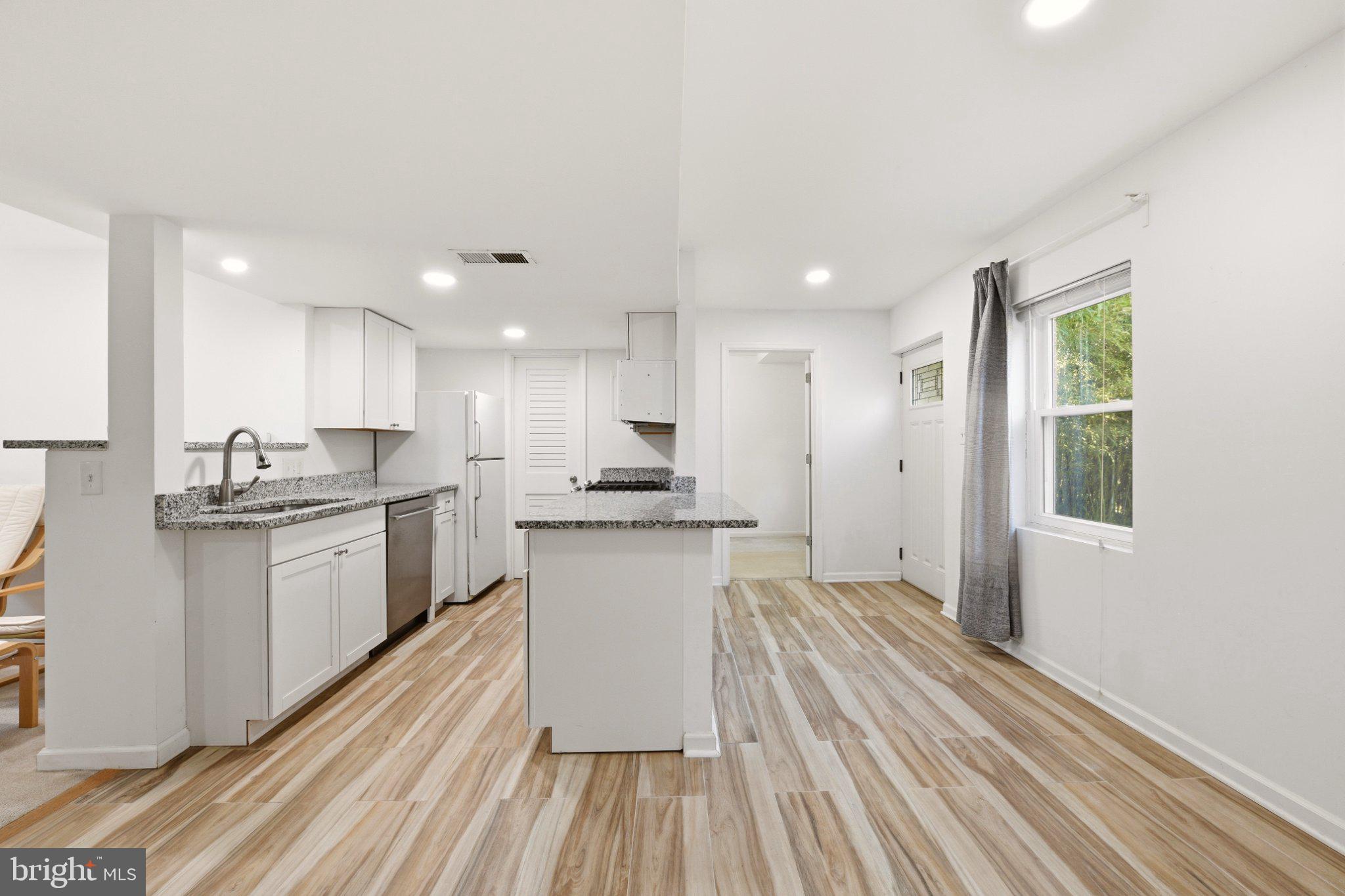 ROCK CREEK FOREST - Residential