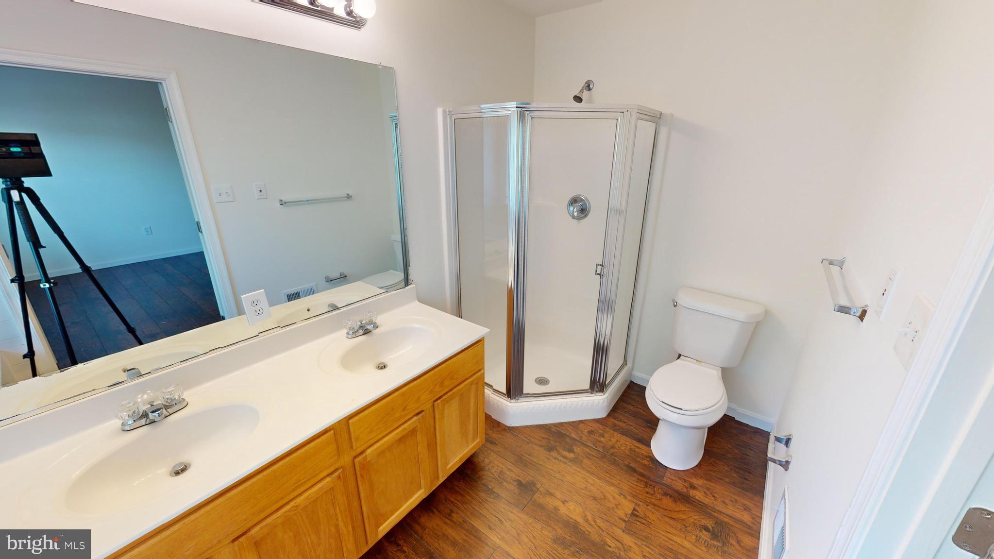 STANFORD SUB - Residential