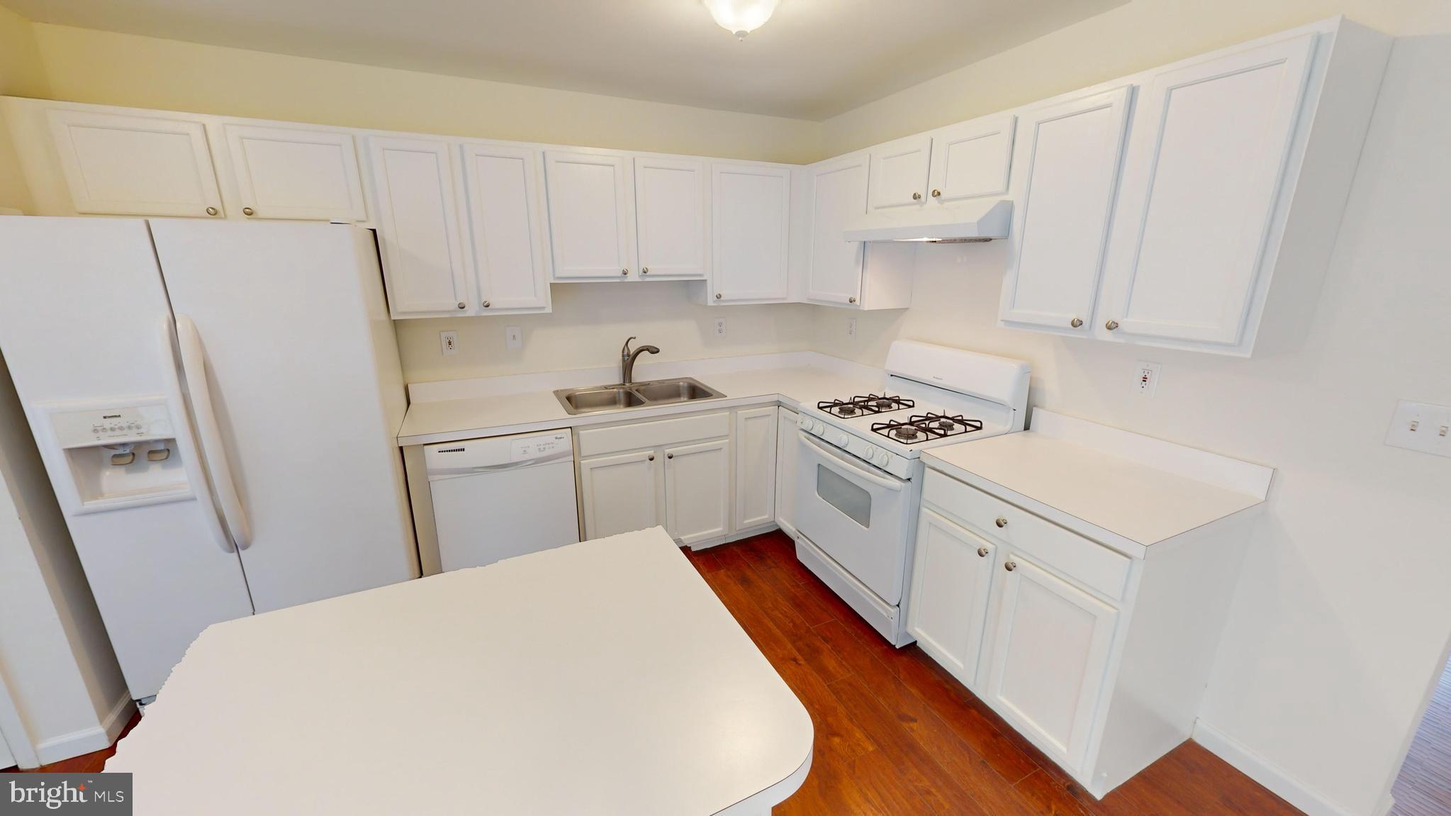 STANFORD SUB - Residential