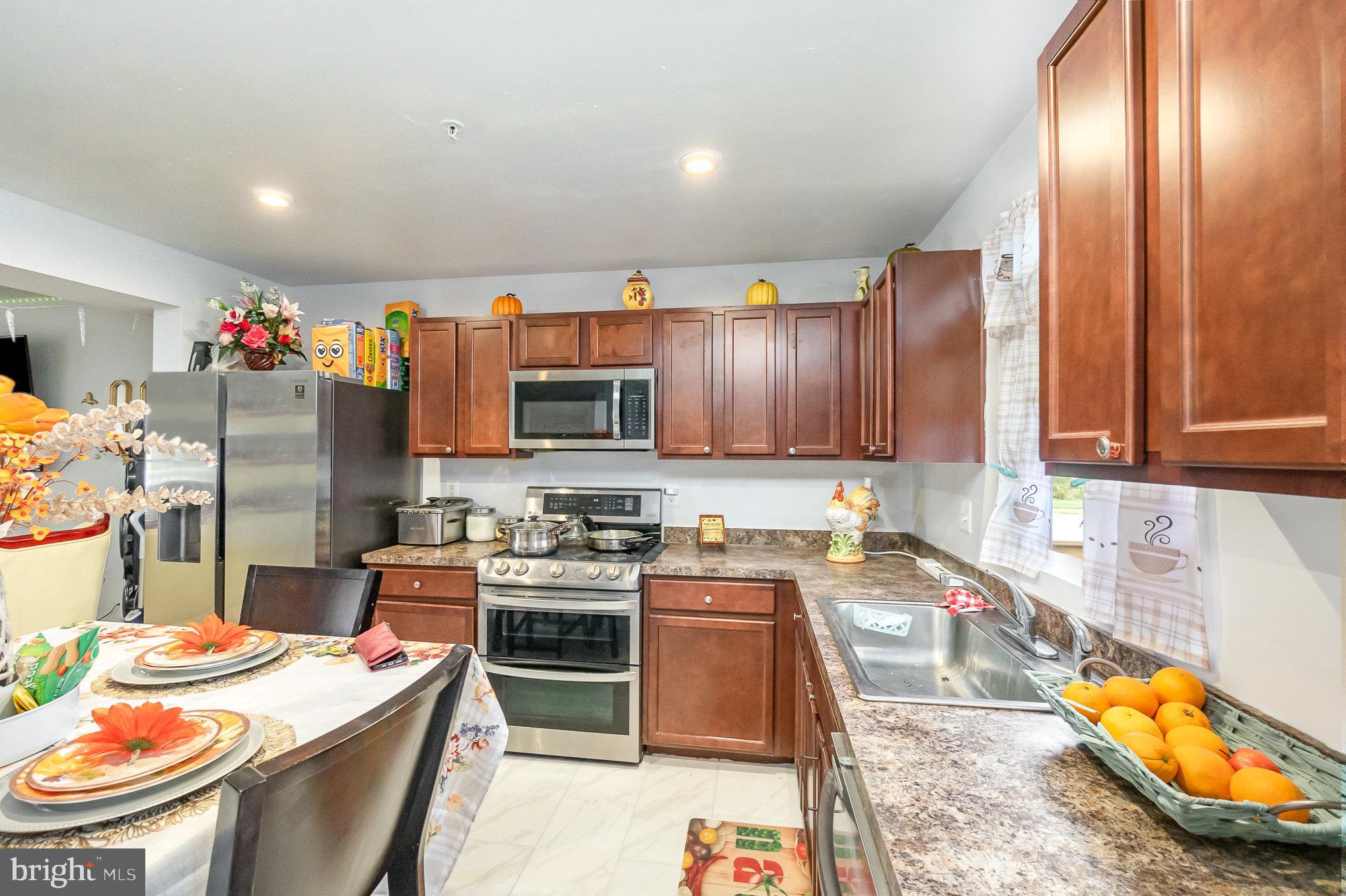 WEST CREEK VILLAGE - Residential