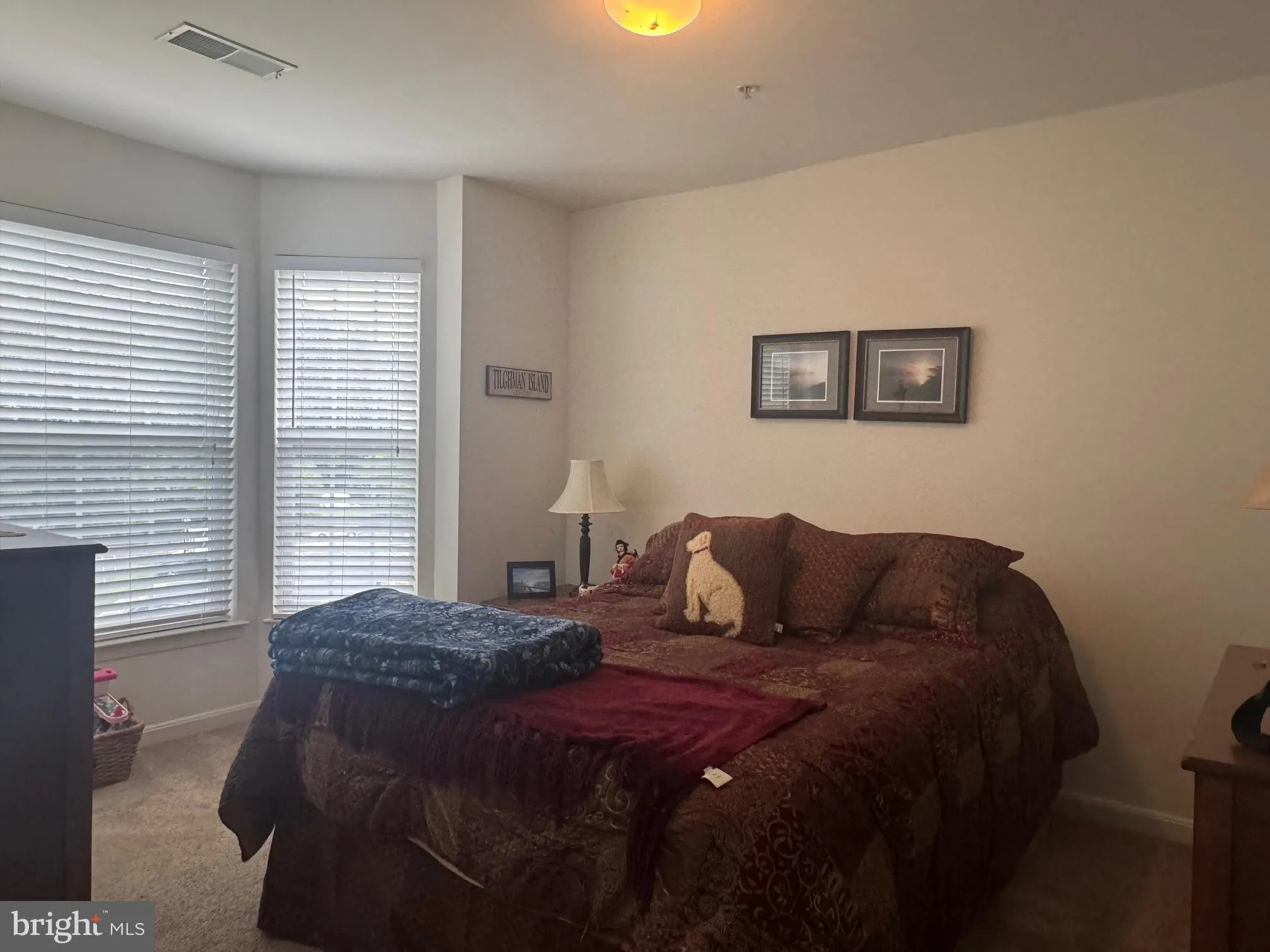 Annapolis, Maryland 21401, United States, 2 Bedrooms Bedrooms, ,2 BathroomsBathrooms,Residential,Active,191931