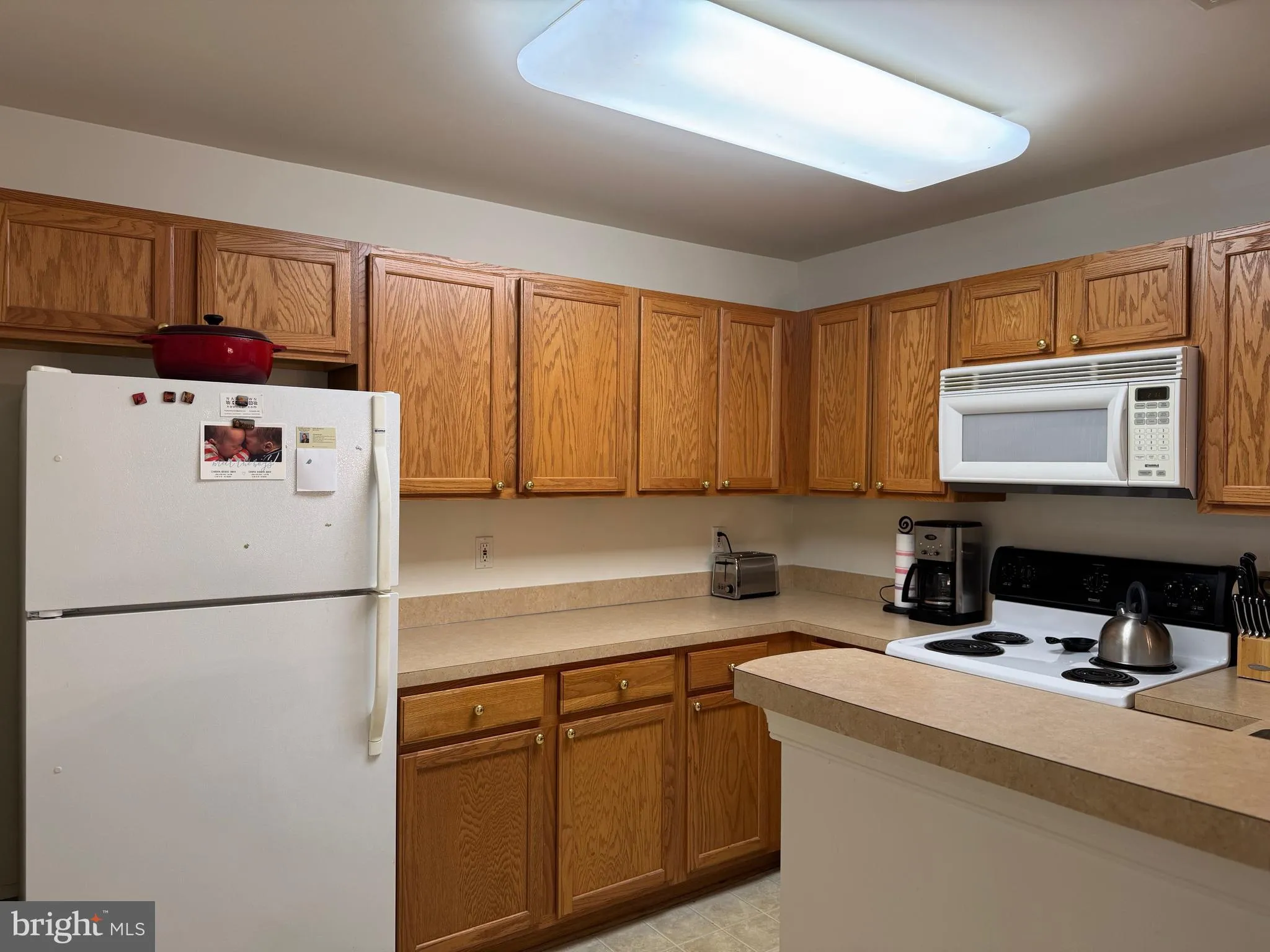 Annapolis, Maryland 21401, United States, 2 Bedrooms Bedrooms, ,2 BathroomsBathrooms,Residential,Active,191931