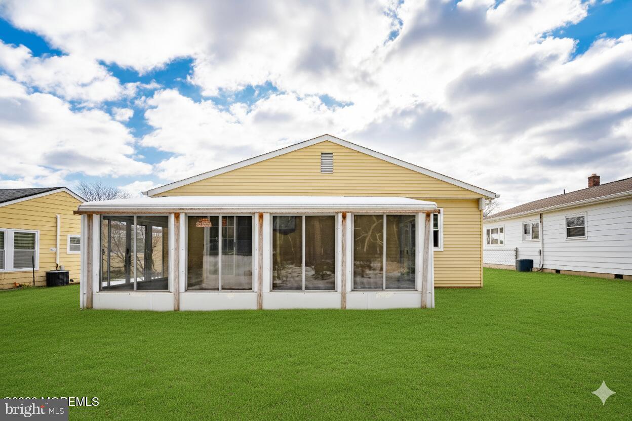 HOLIDAY CITY - WEST - Residential