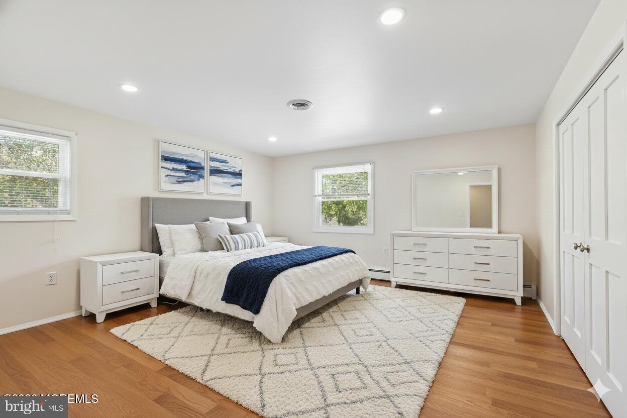 HOLIDAY CITY - WEST - Residential