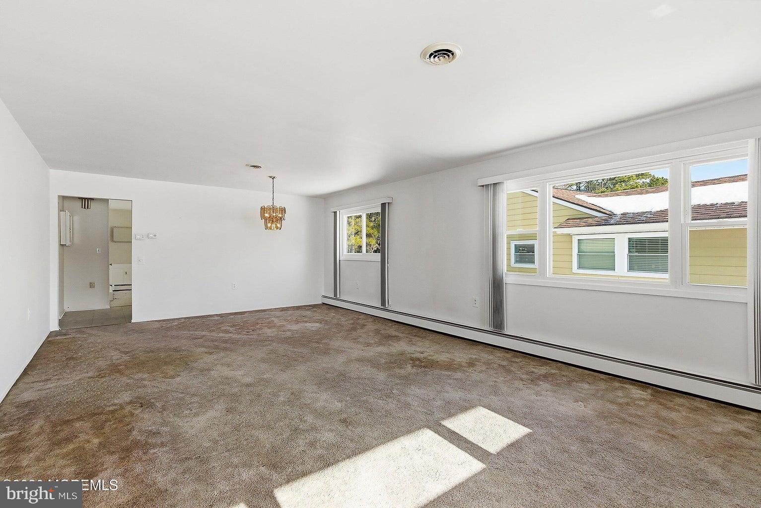 HOLIDAY CITY - WEST - Residential