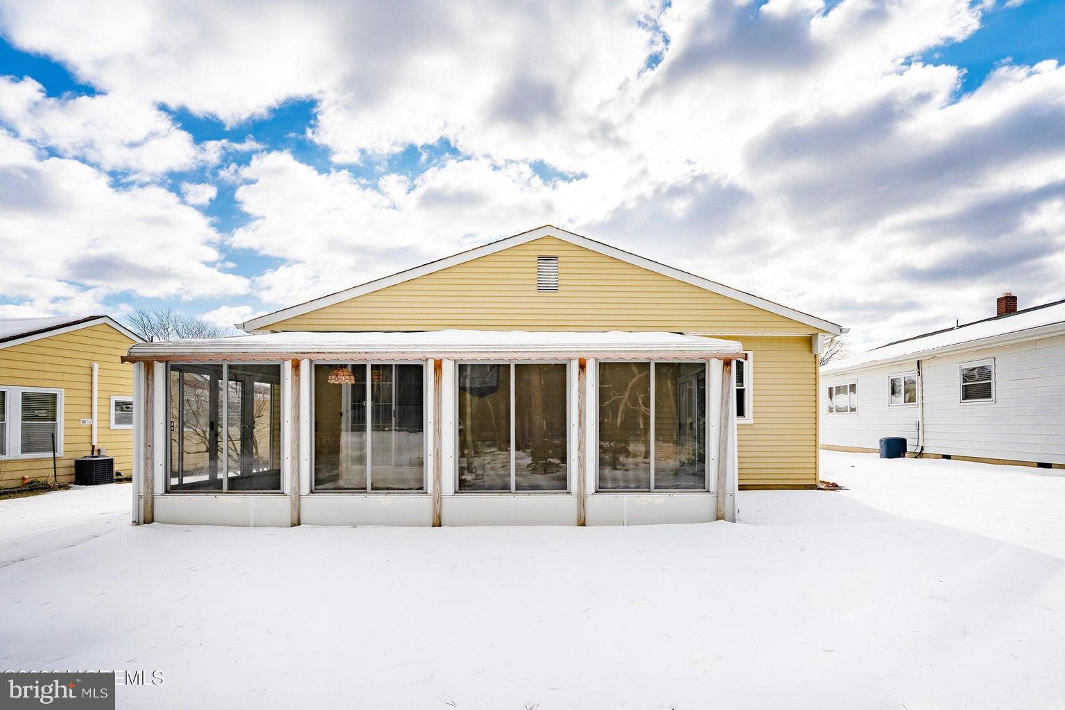 HOLIDAY CITY - WEST - Residential