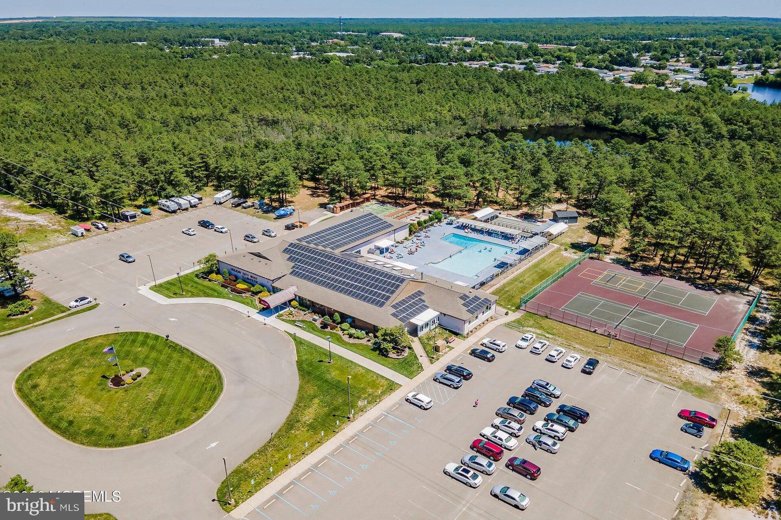 HOLIDAY CITY - WEST - Residential