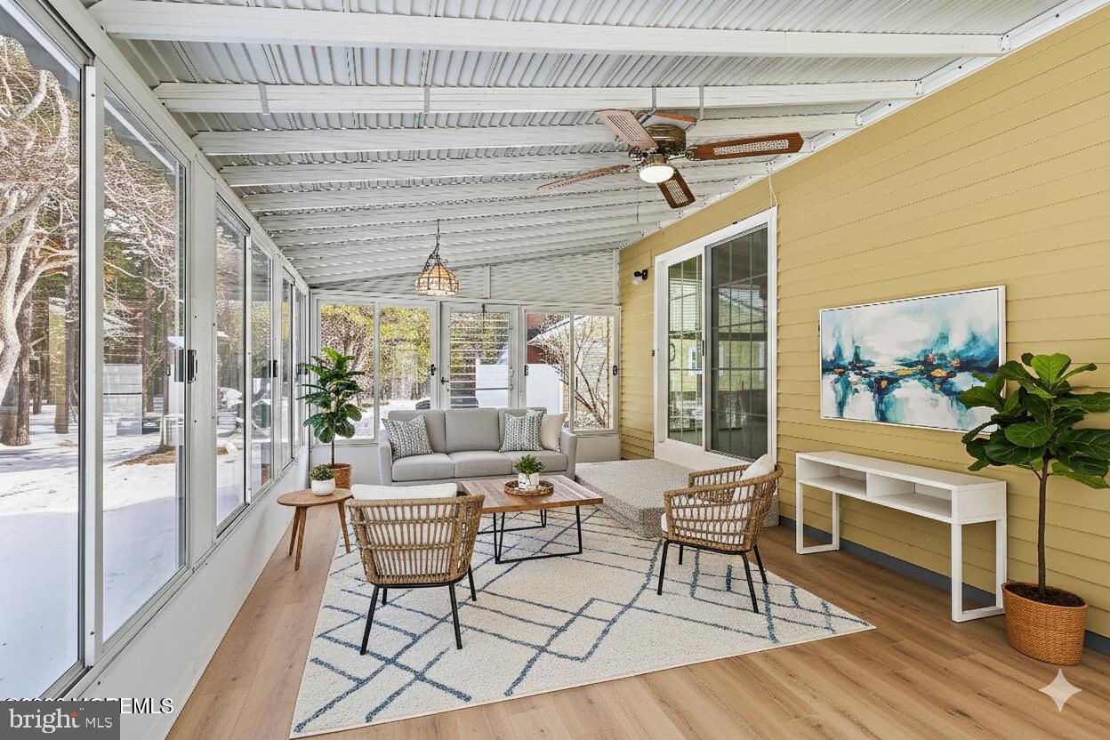 HOLIDAY CITY - WEST - Residential