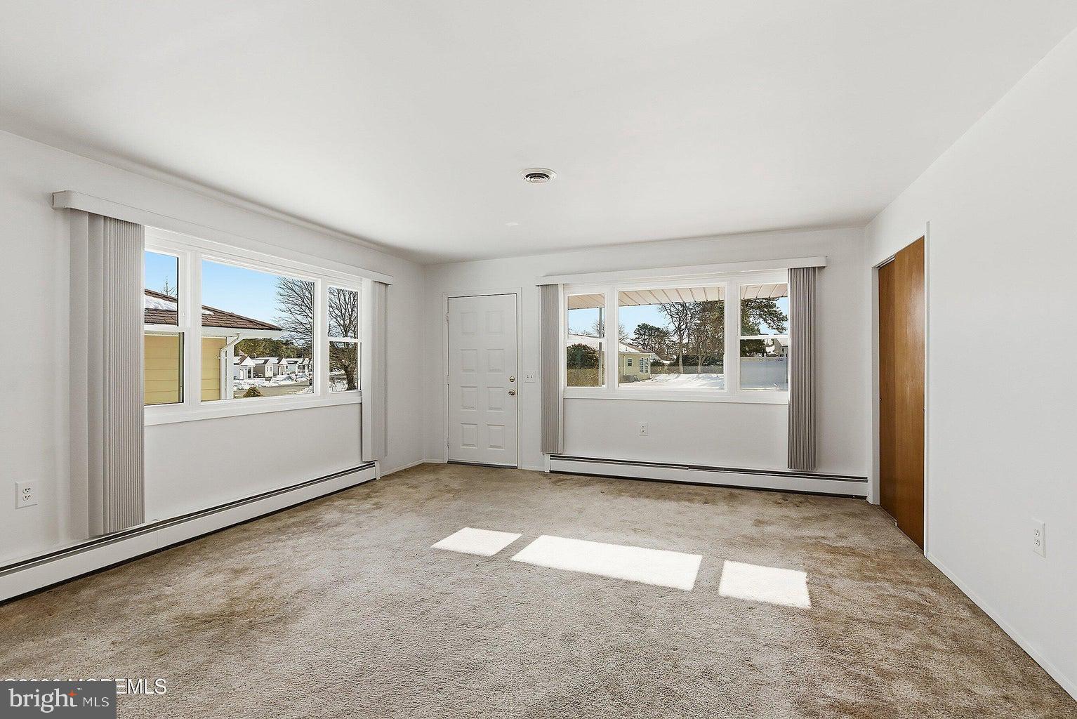 HOLIDAY CITY - WEST - Residential