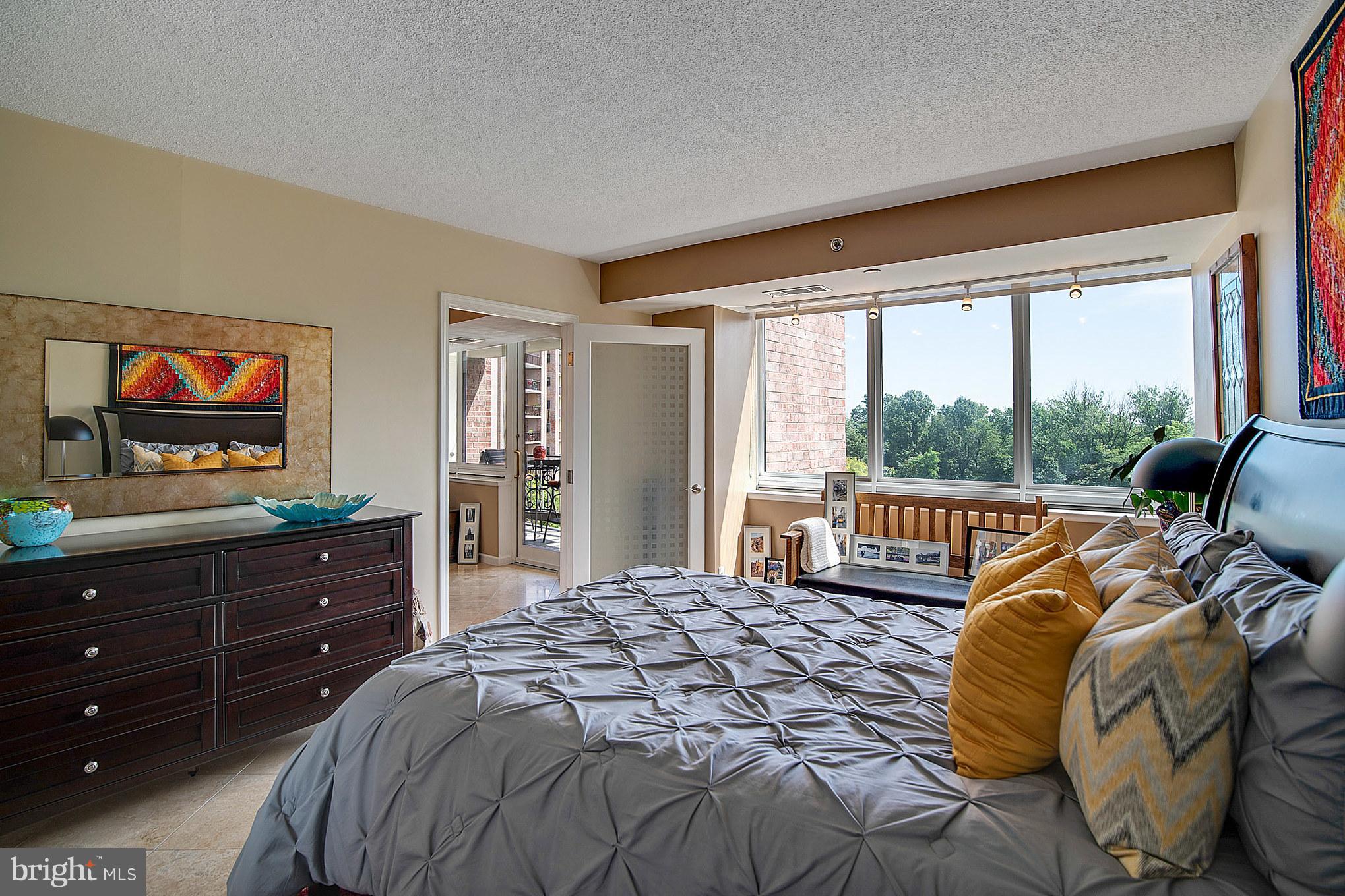 CRYSTAL PARK S - Residential