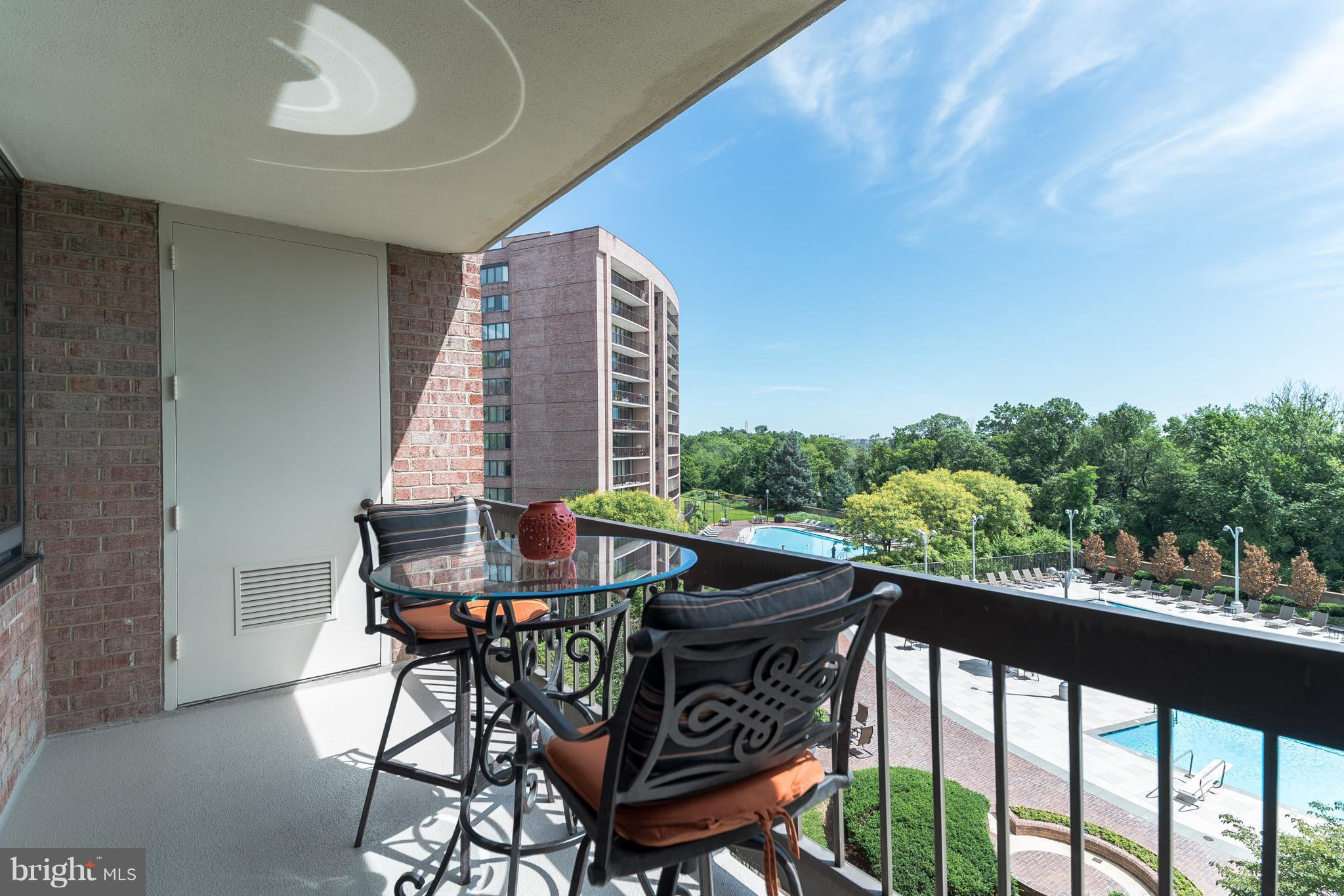 CRYSTAL PARK S - Residential