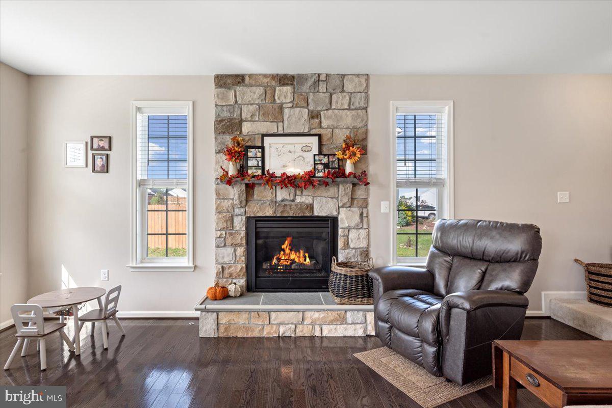 MCCAULEY CROSSING - Residential