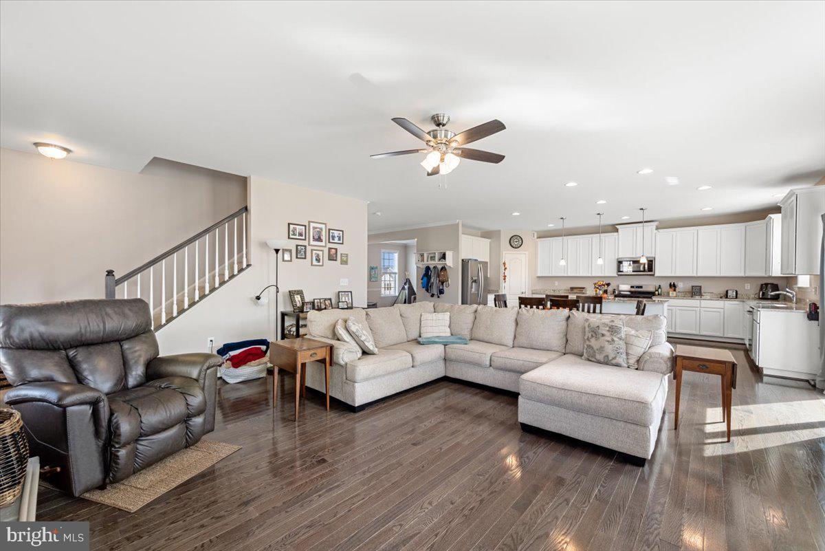 MCCAULEY CROSSING - Residential