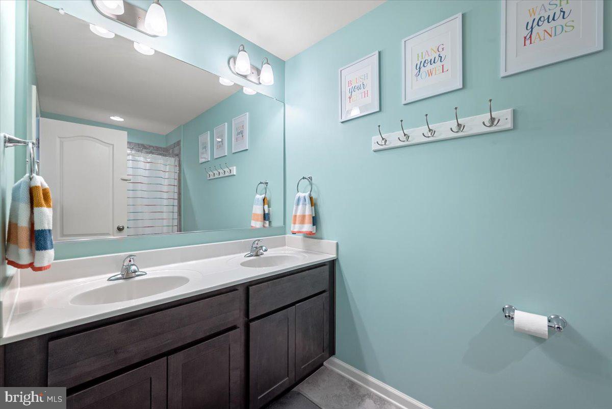 MCCAULEY CROSSING - Residential