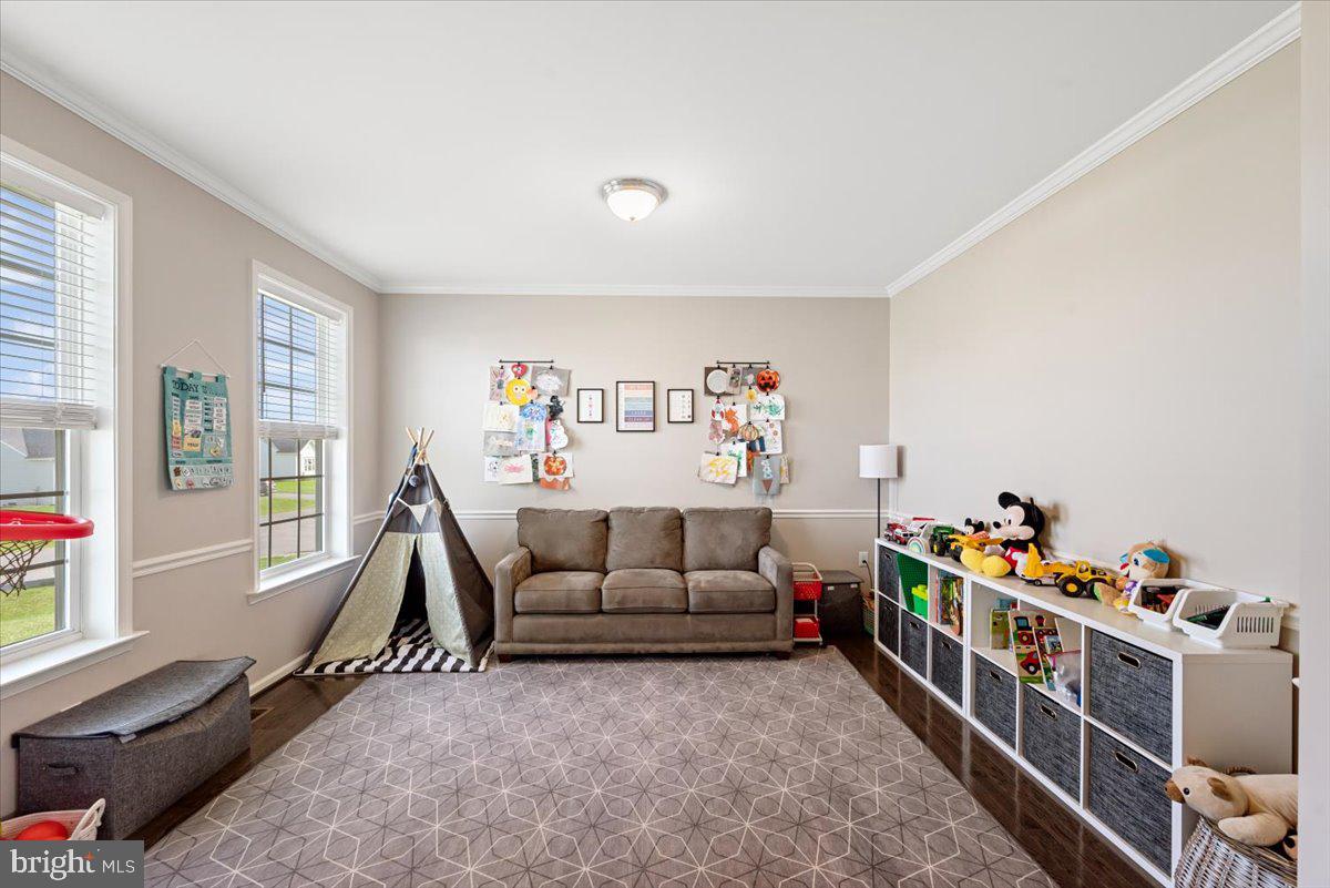 MCCAULEY CROSSING - Residential