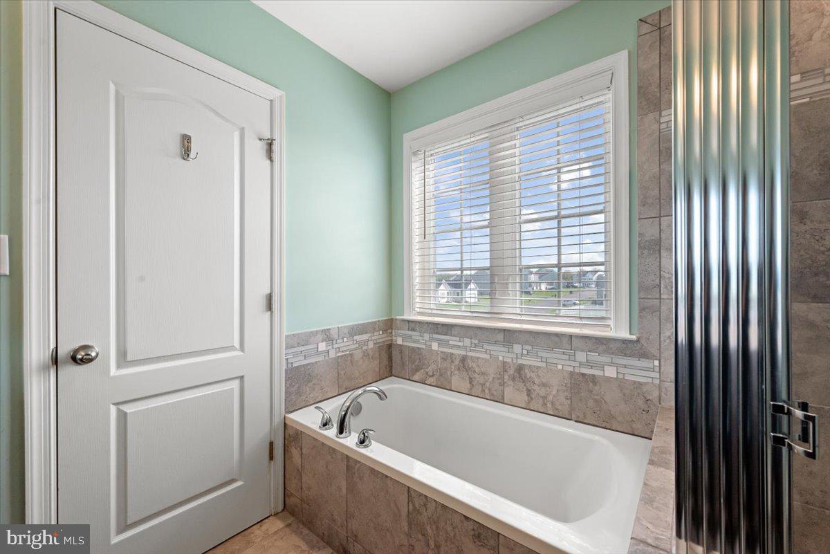 MCCAULEY CROSSING - Residential