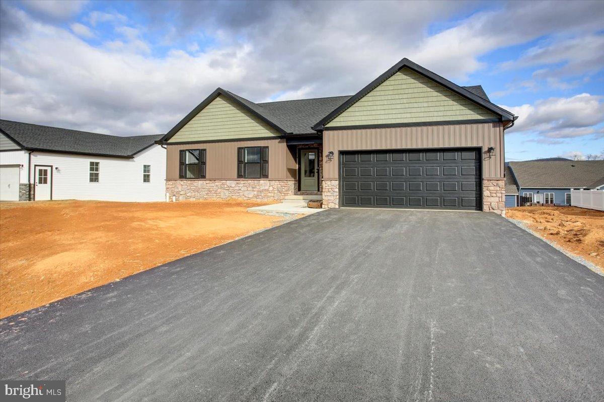 ANTRIM COMMONS - Residential