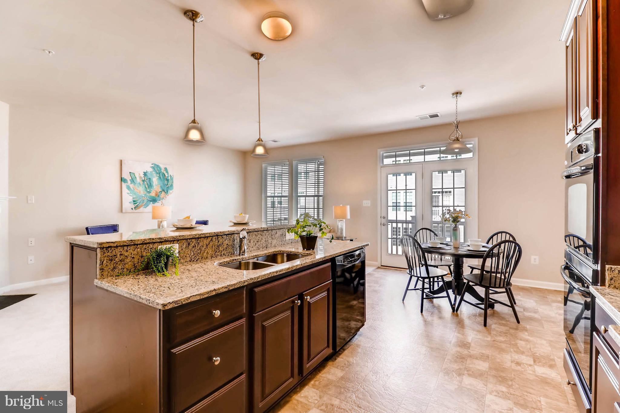 RED OAK CROSSING - Residential