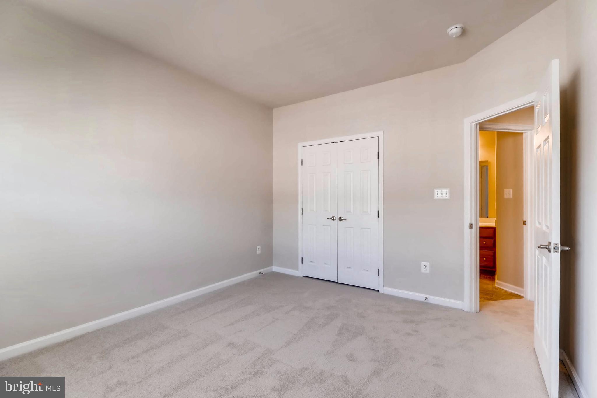 RED OAK CROSSING - Residential