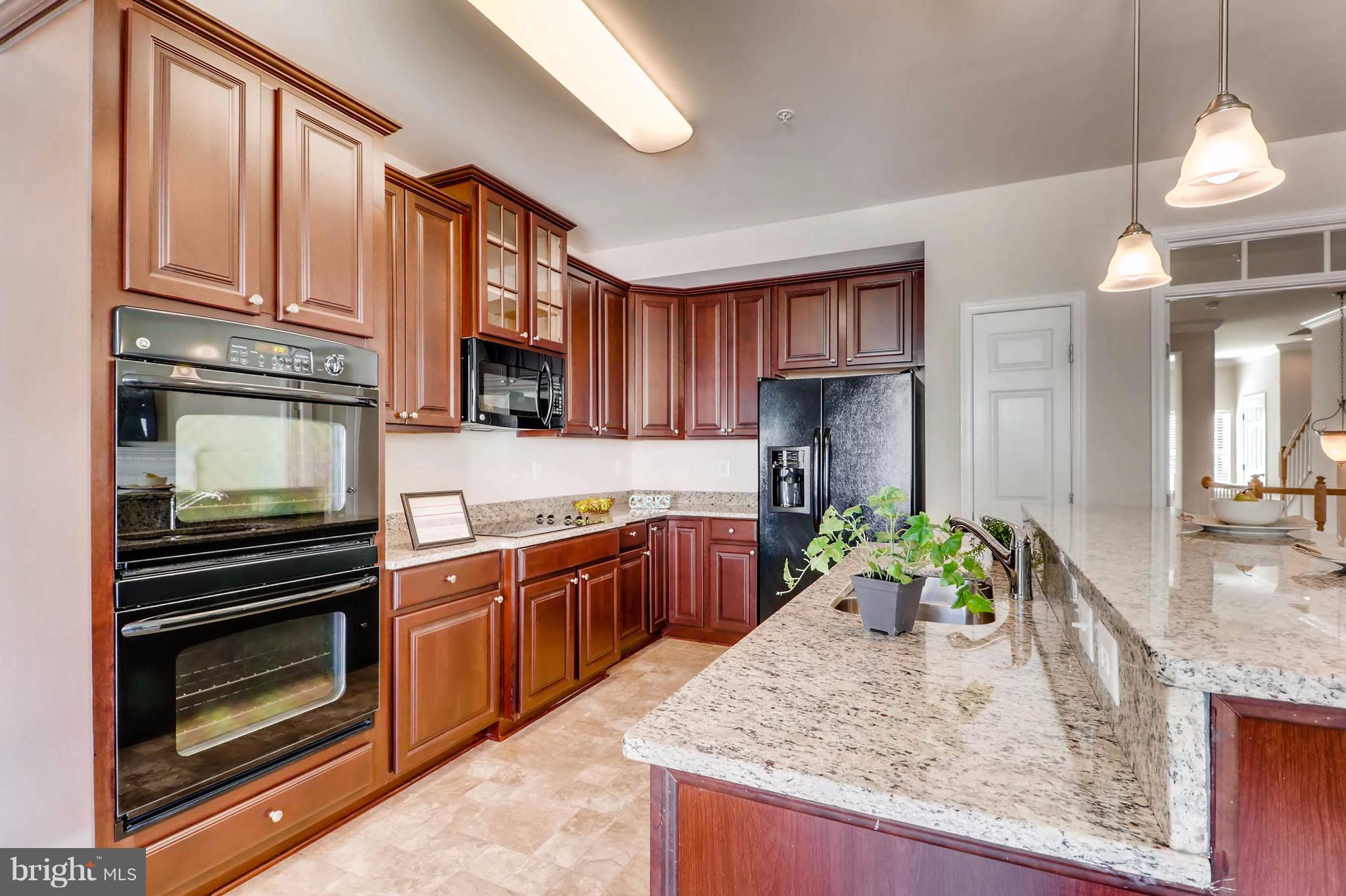 RED OAK CROSSING - Residential