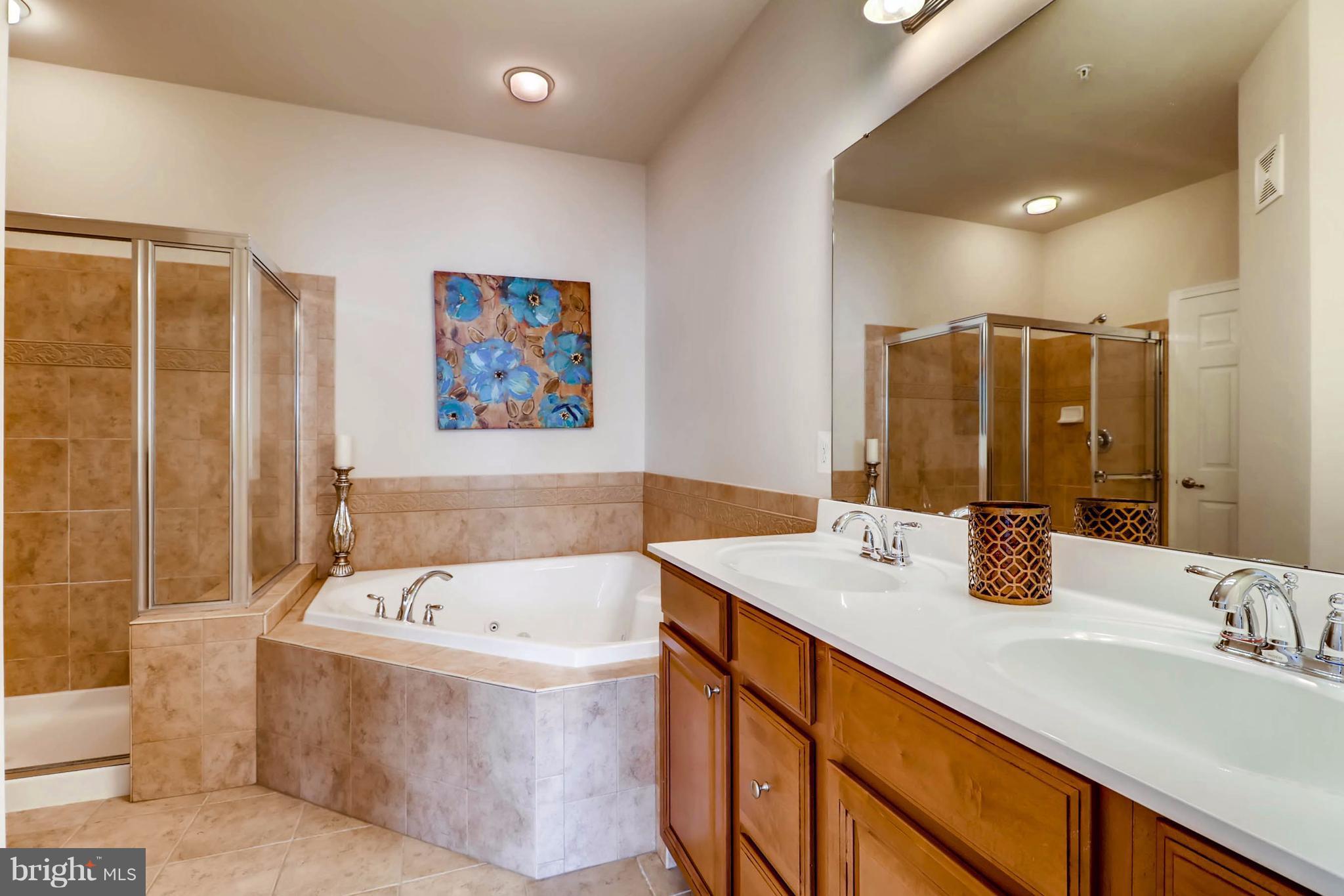 RED OAK CROSSING - Residential