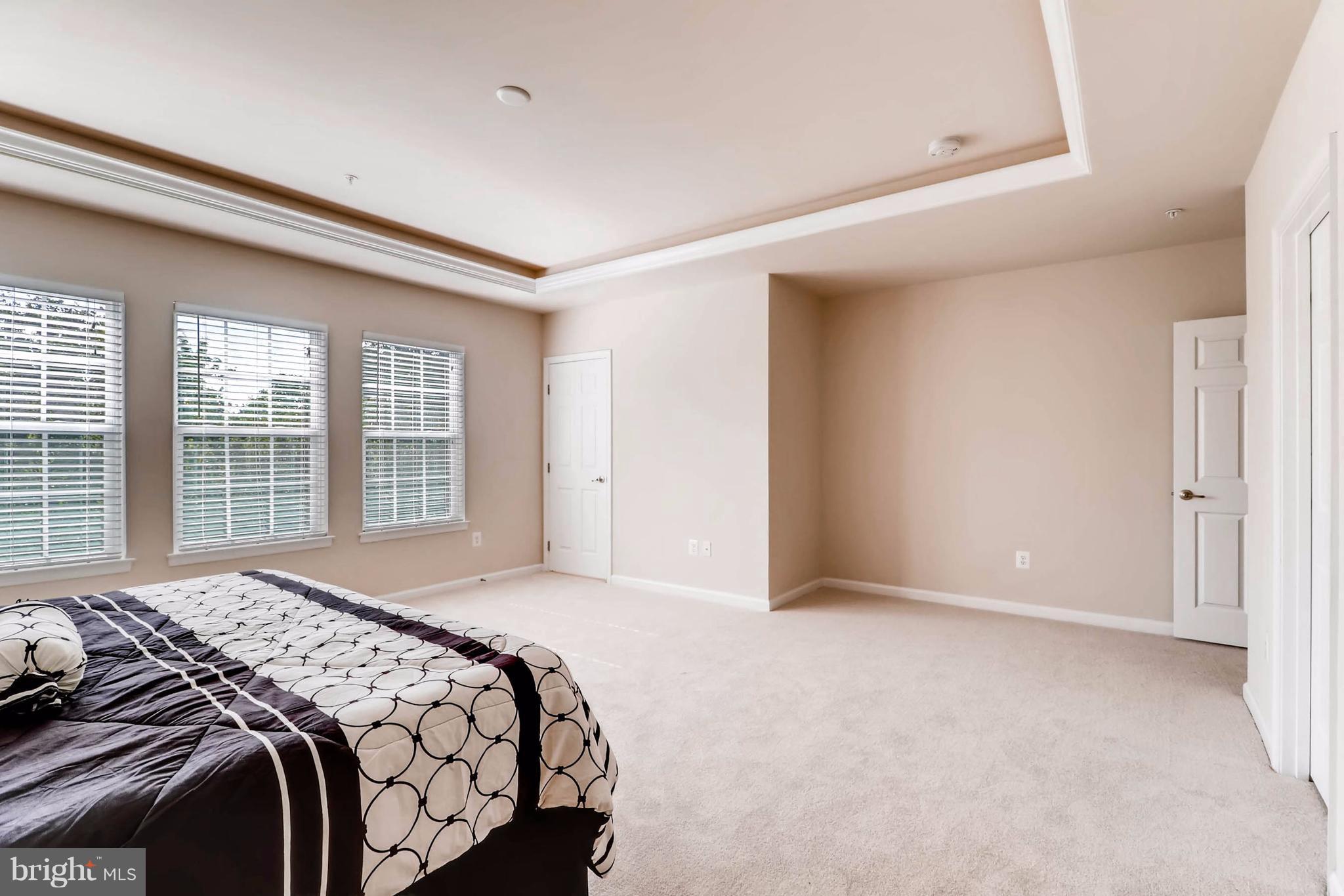 RED OAK CROSSING - Residential