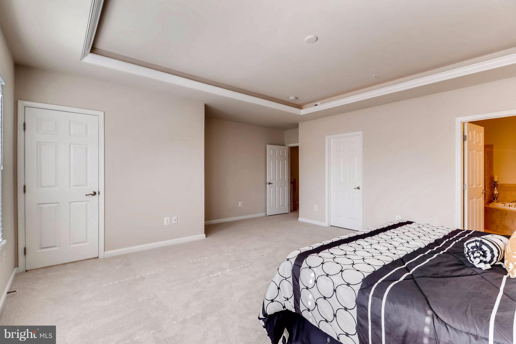 RED OAK CROSSING - Residential