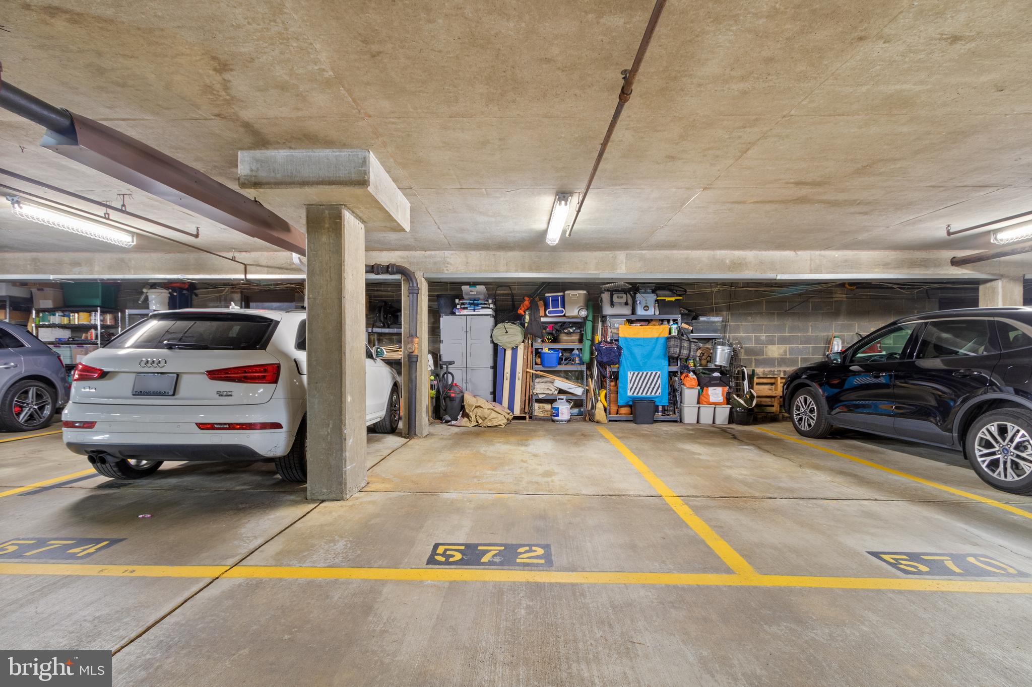 SHAD ROW - Residential Lease