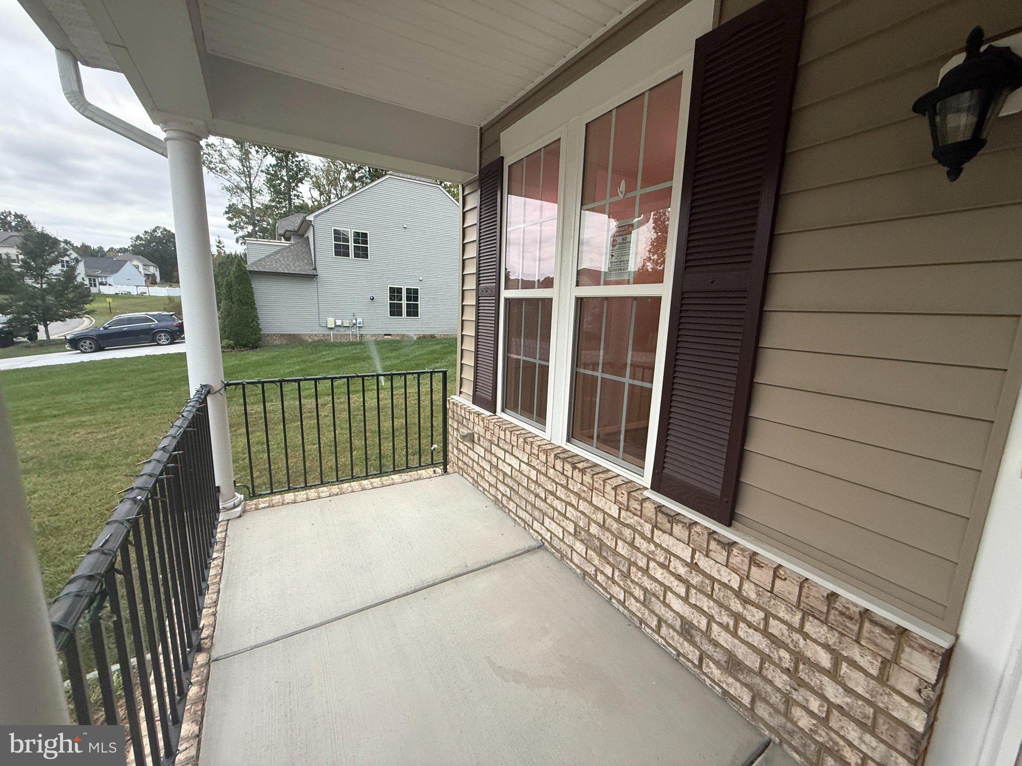 4042 HIDDENWELL LANE