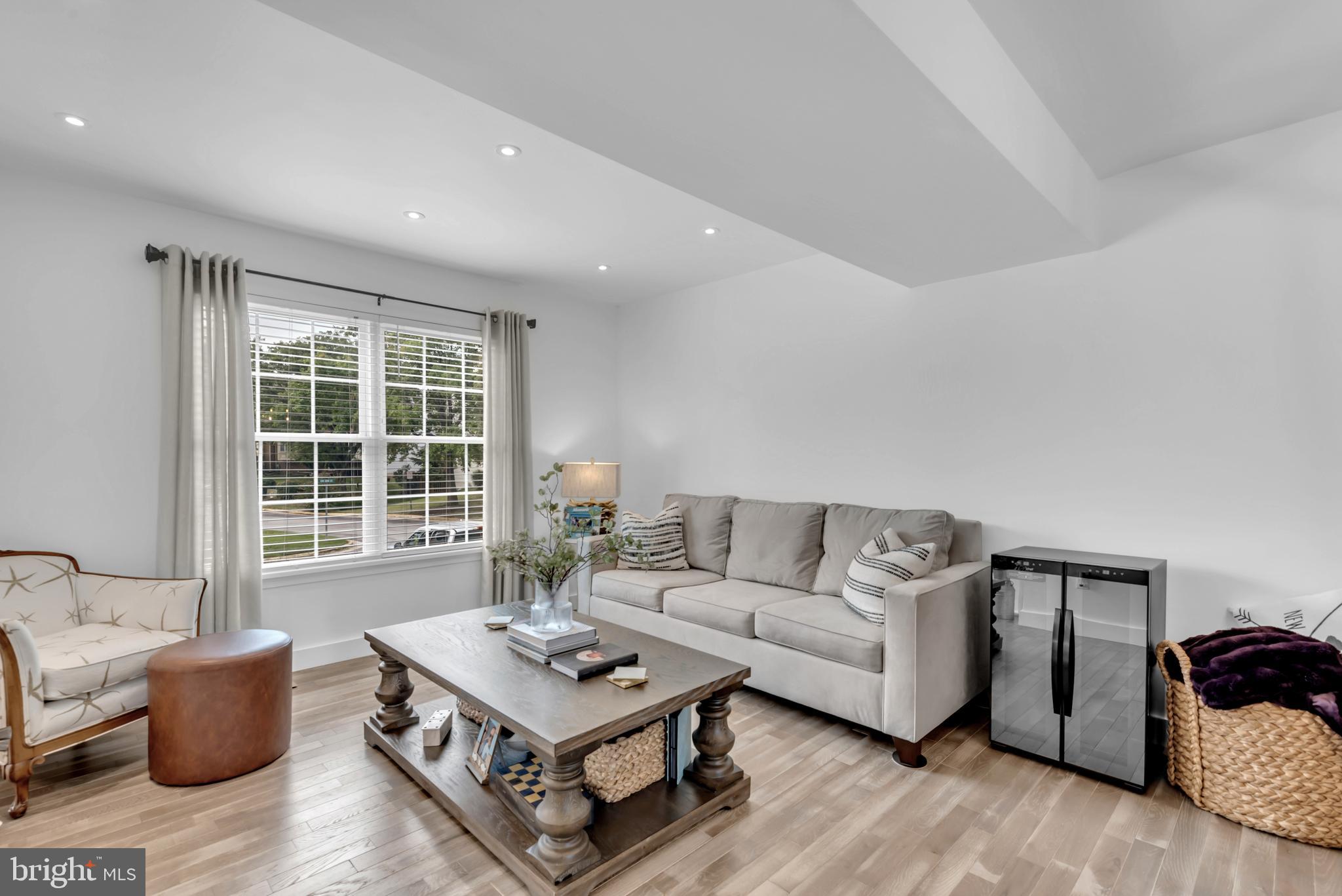 1328 COX COVE