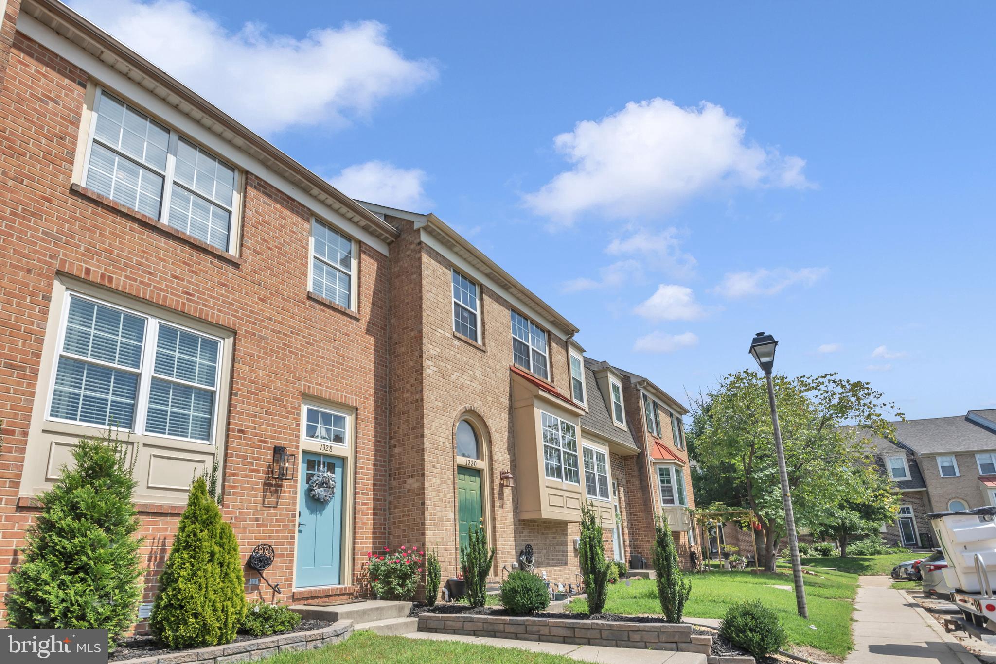 1328 COX COVE