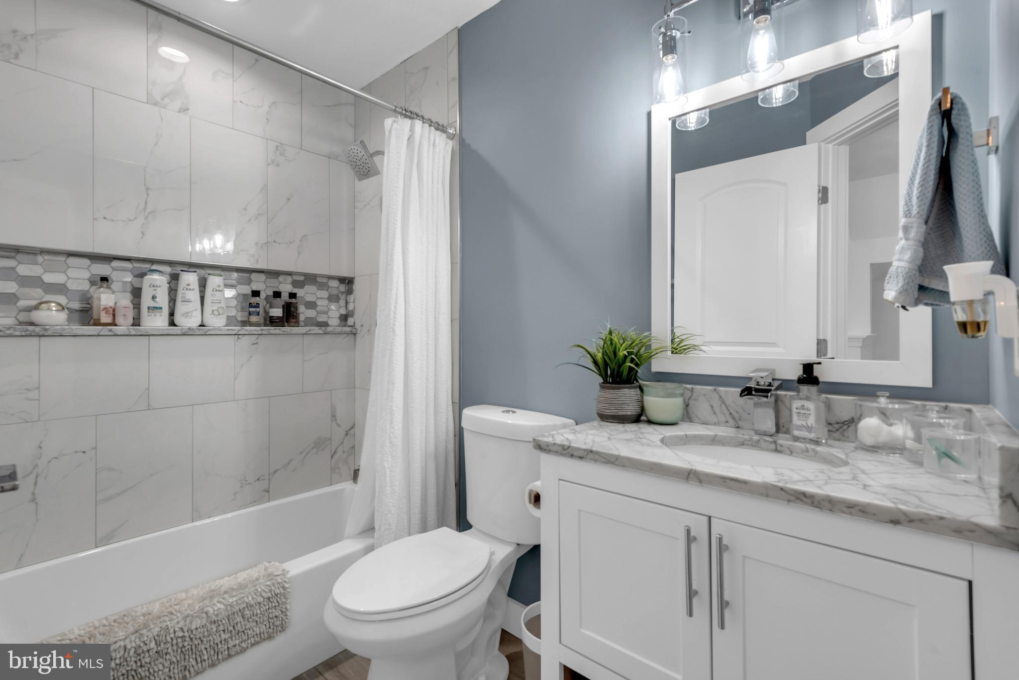 STONEY BEACH - Residential