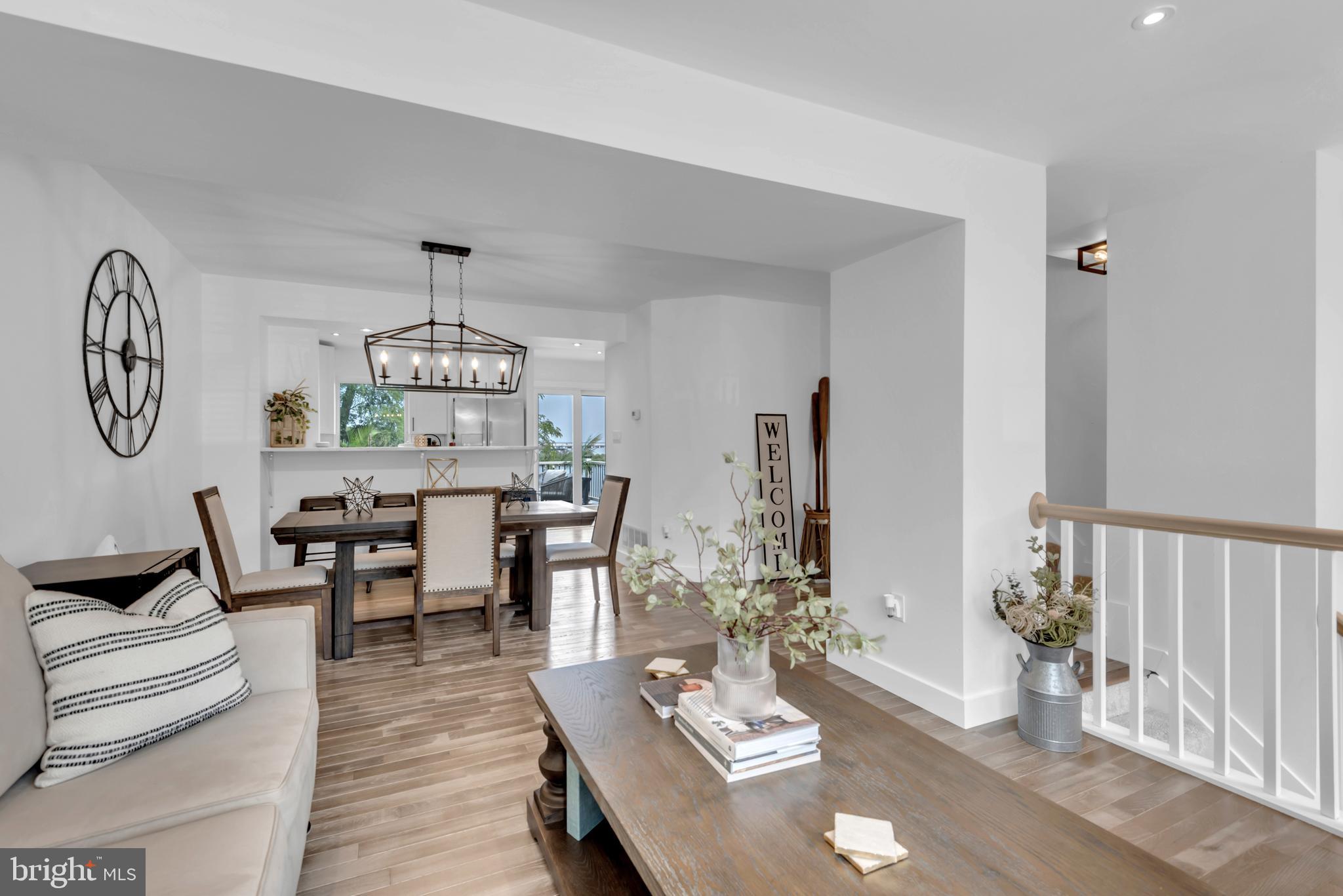 STONEY BEACH - Residential