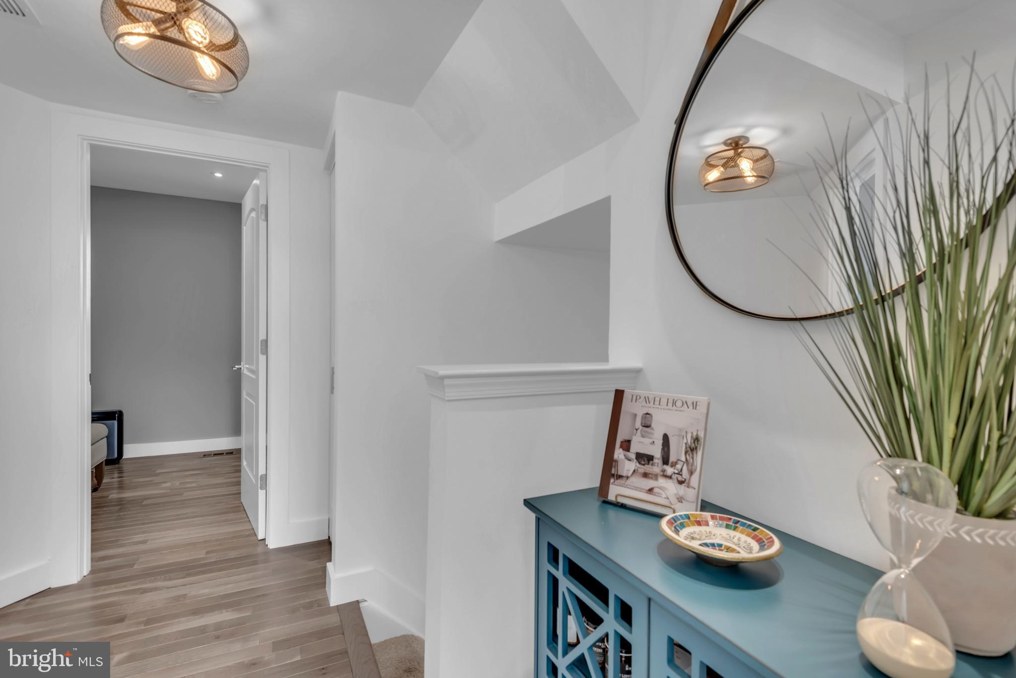 STONEY BEACH - Residential