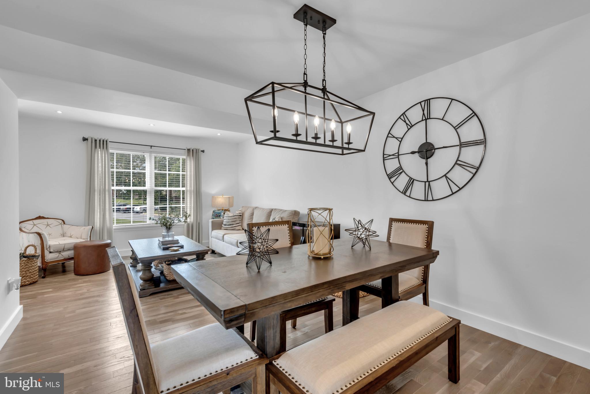 STONEY BEACH - Residential