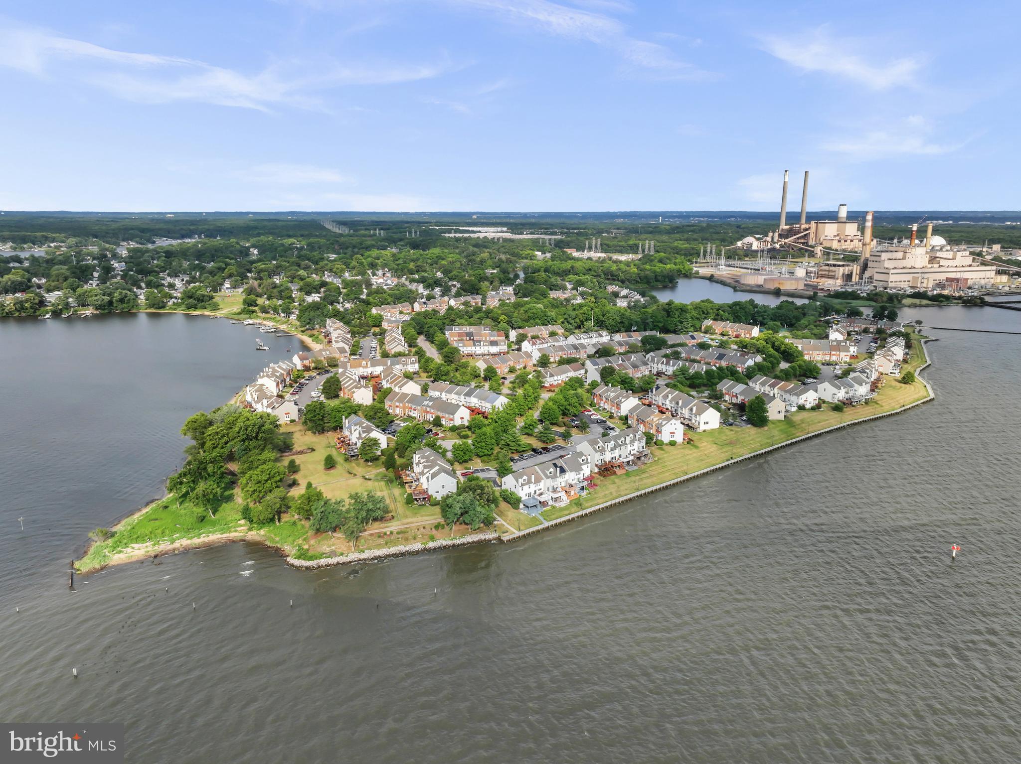 STONEY BEACH - Residential