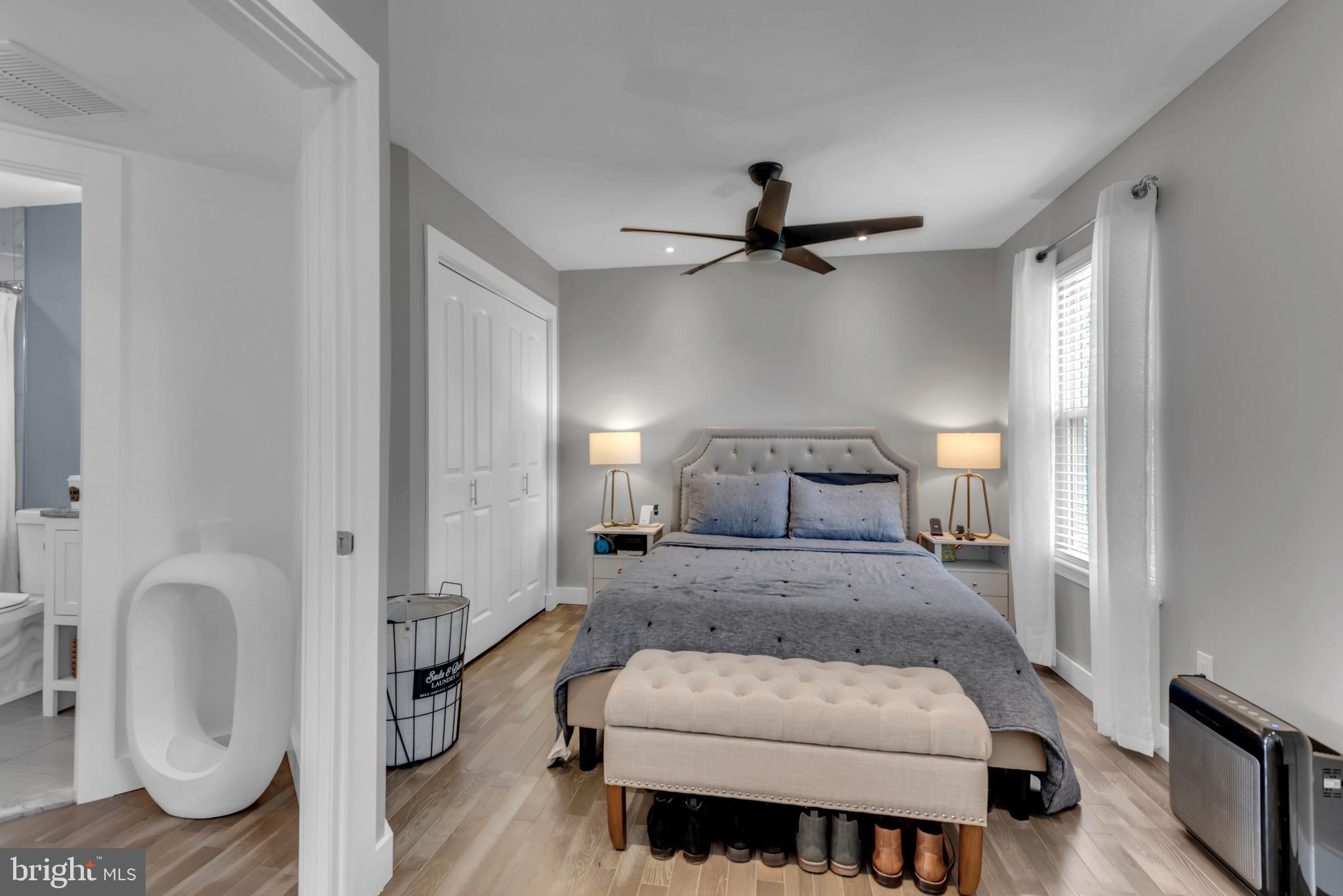 STONEY BEACH - Residential