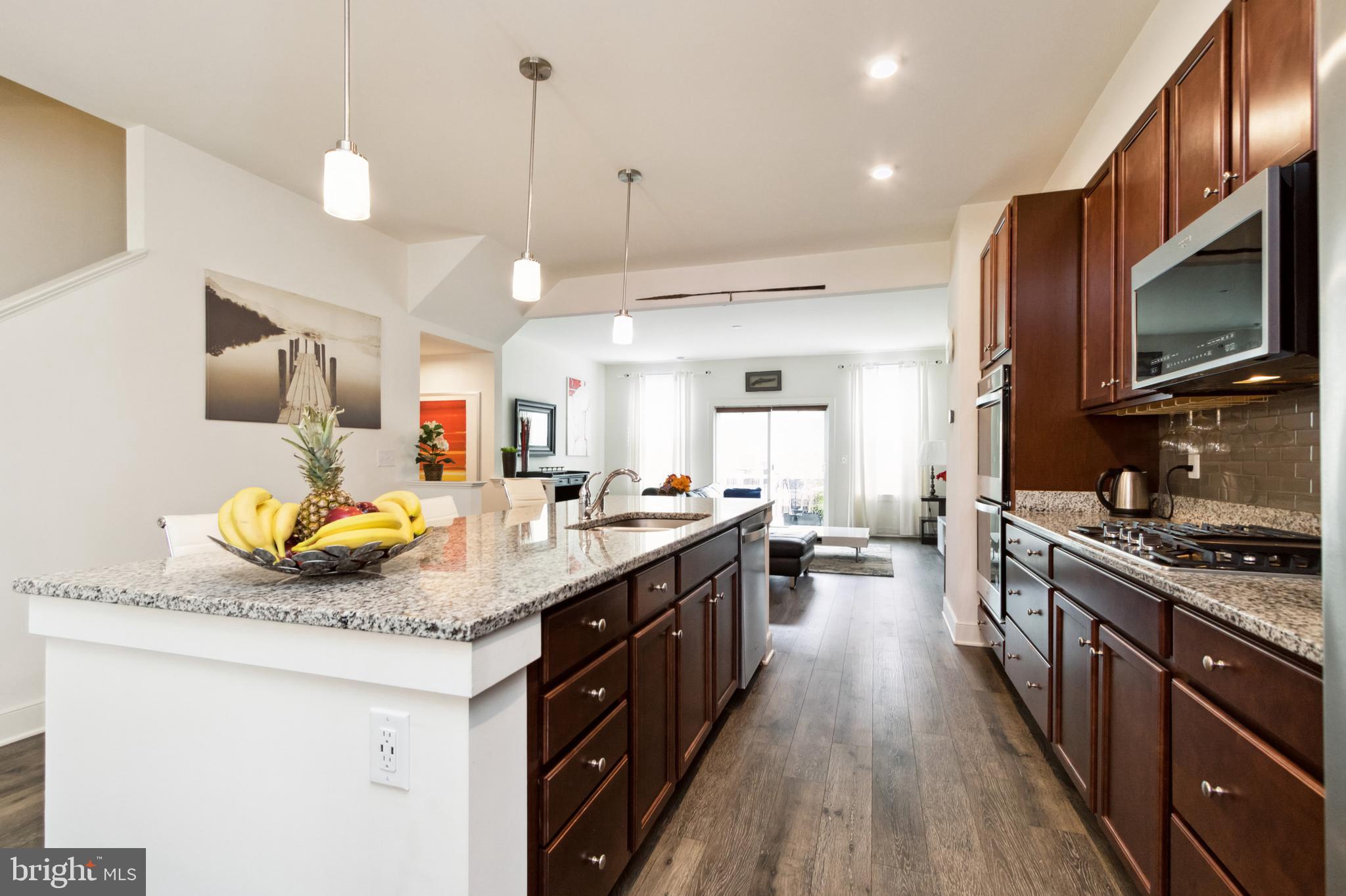 POTOMAC SHORES - Residential Lease