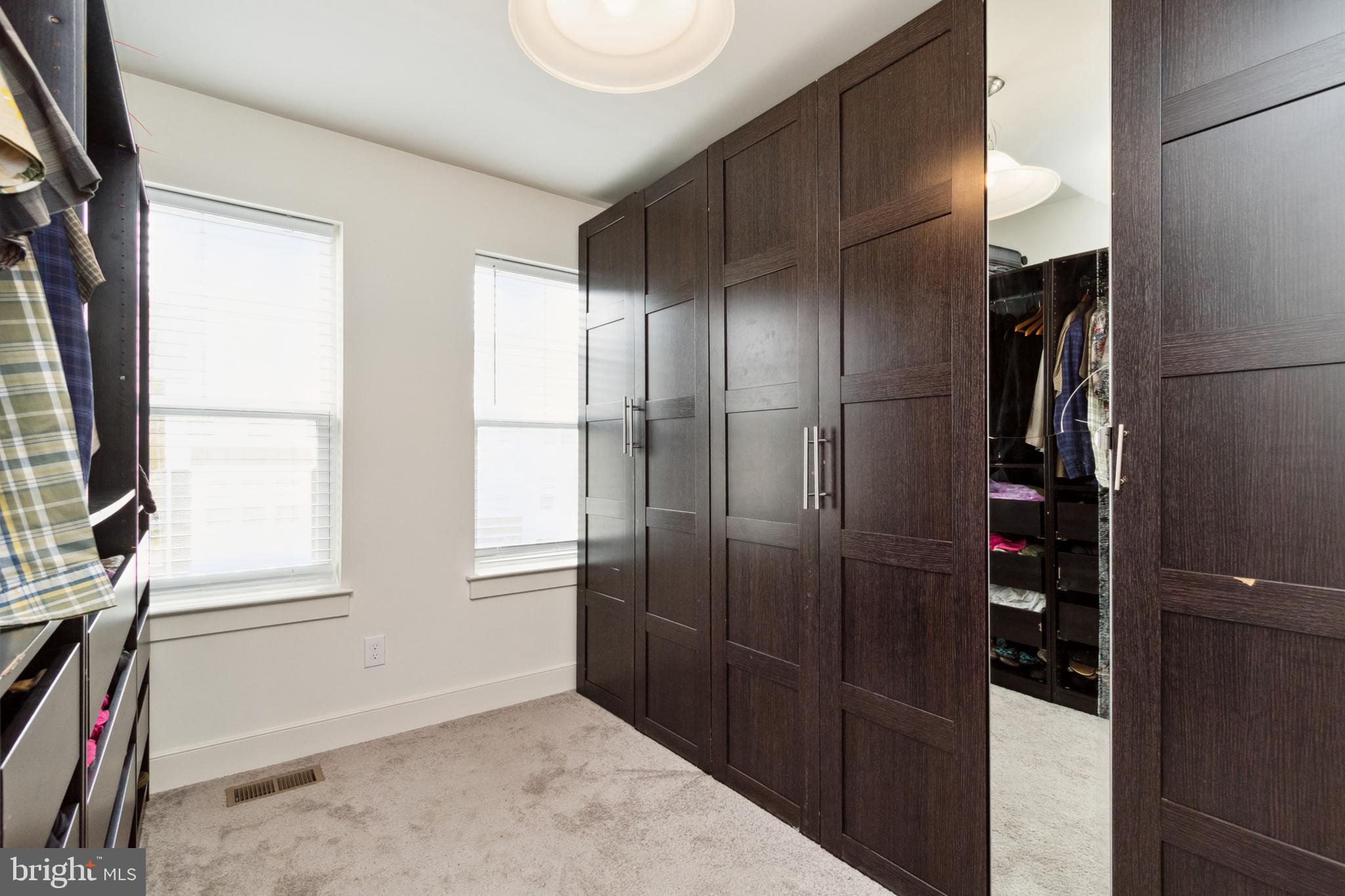 POTOMAC SHORES - Residential Lease