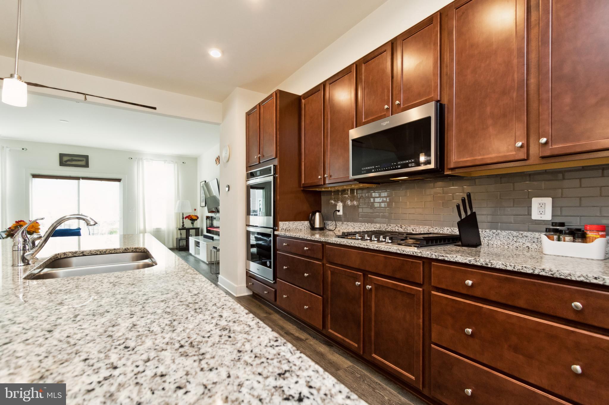 POTOMAC SHORES - Residential Lease