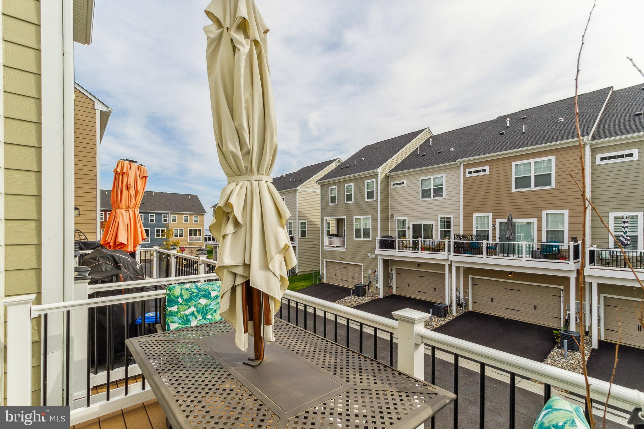 POTOMAC SHORES - Residential Lease