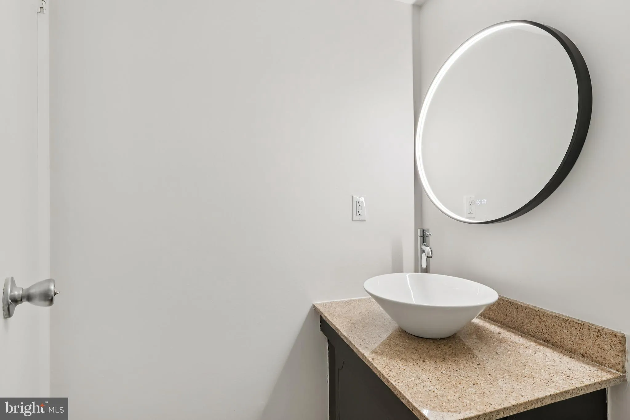 Philadelphia, Pennsylvania 19129, United States, 2 Bedrooms Bedrooms, ,2 BathroomsBathrooms,Residential,Active,161118