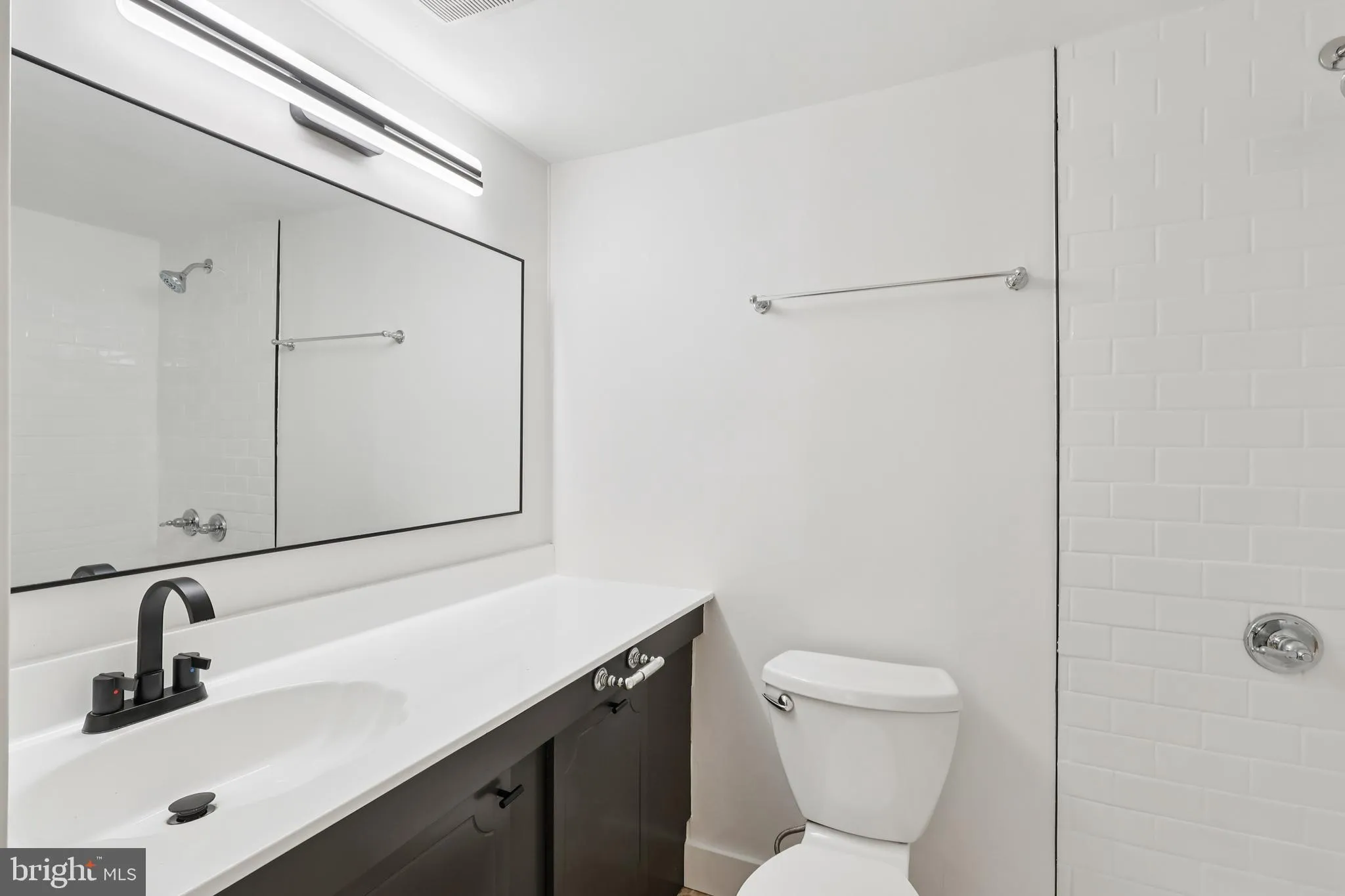 Philadelphia, Pennsylvania 19129, United States, 2 Bedrooms Bedrooms, ,2 BathroomsBathrooms,Residential,Active,161118