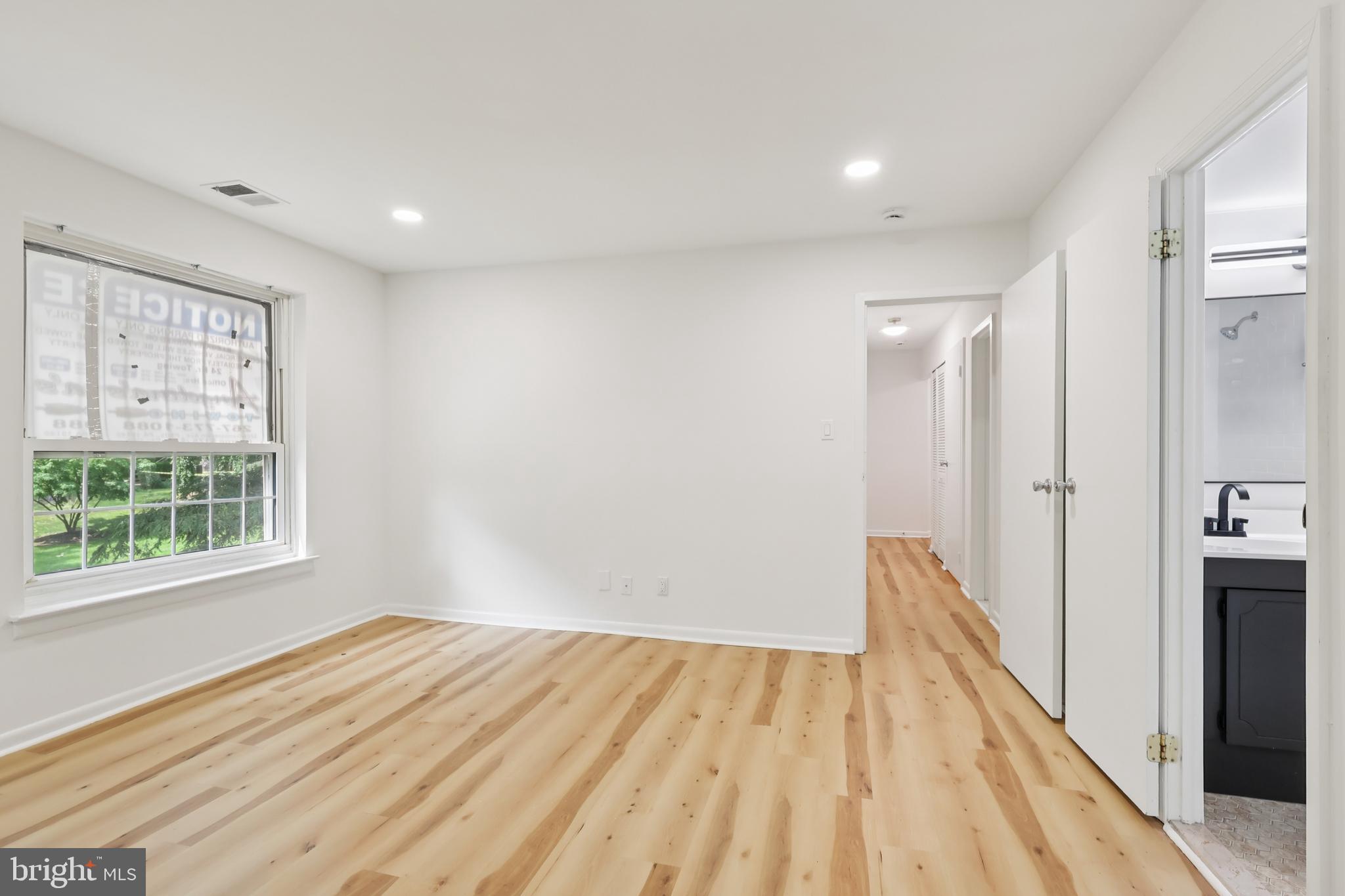 GYPSY LANE CONDOS - Residential