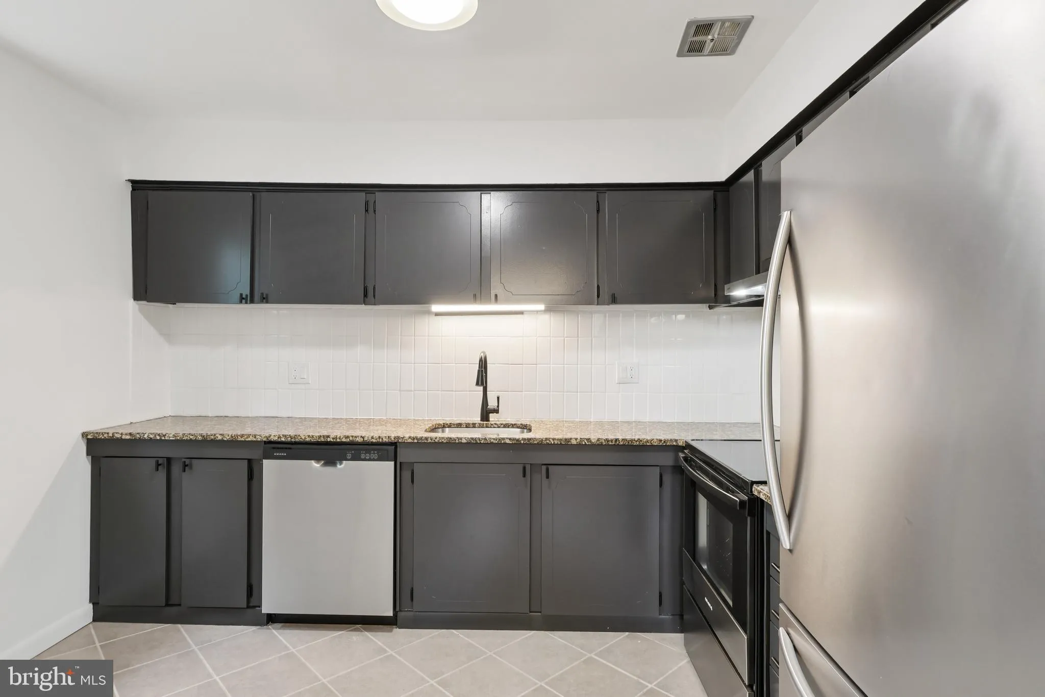 Philadelphia, Pennsylvania 19129, United States, 2 Bedrooms Bedrooms, ,2 BathroomsBathrooms,Residential,Active,161118