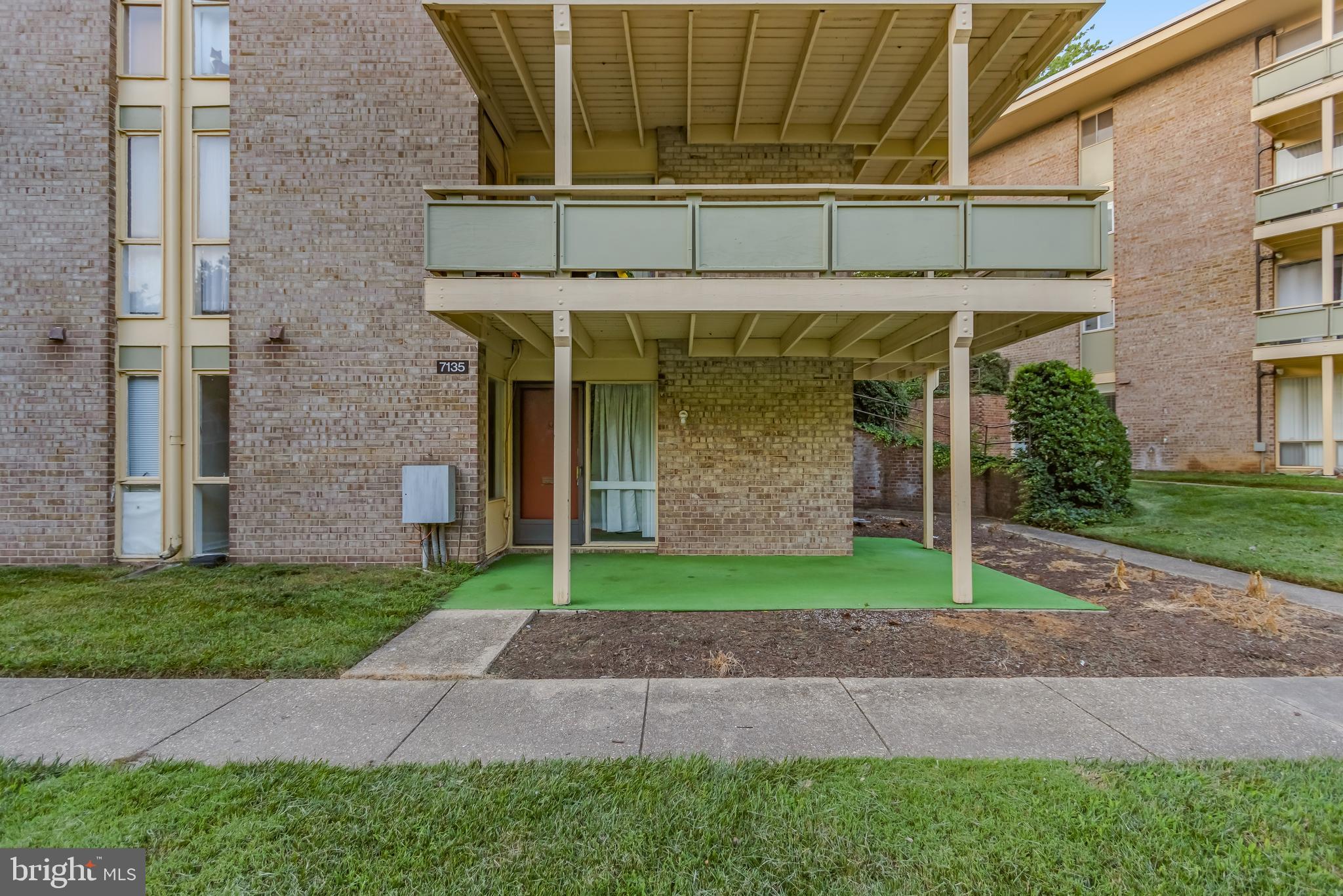 HOLLY HILL CONDOMINIUMS - Residential