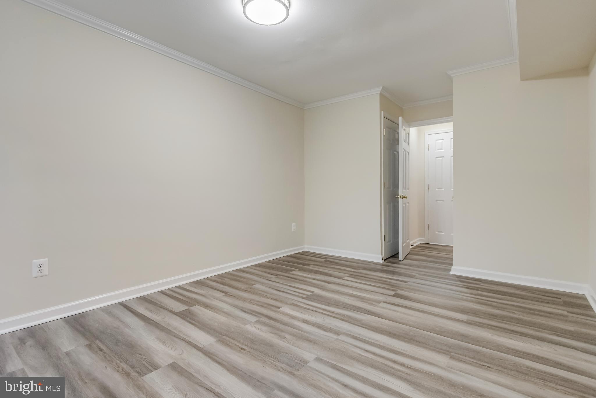 HOLLY HILL CONDOMINIUMS - Residential