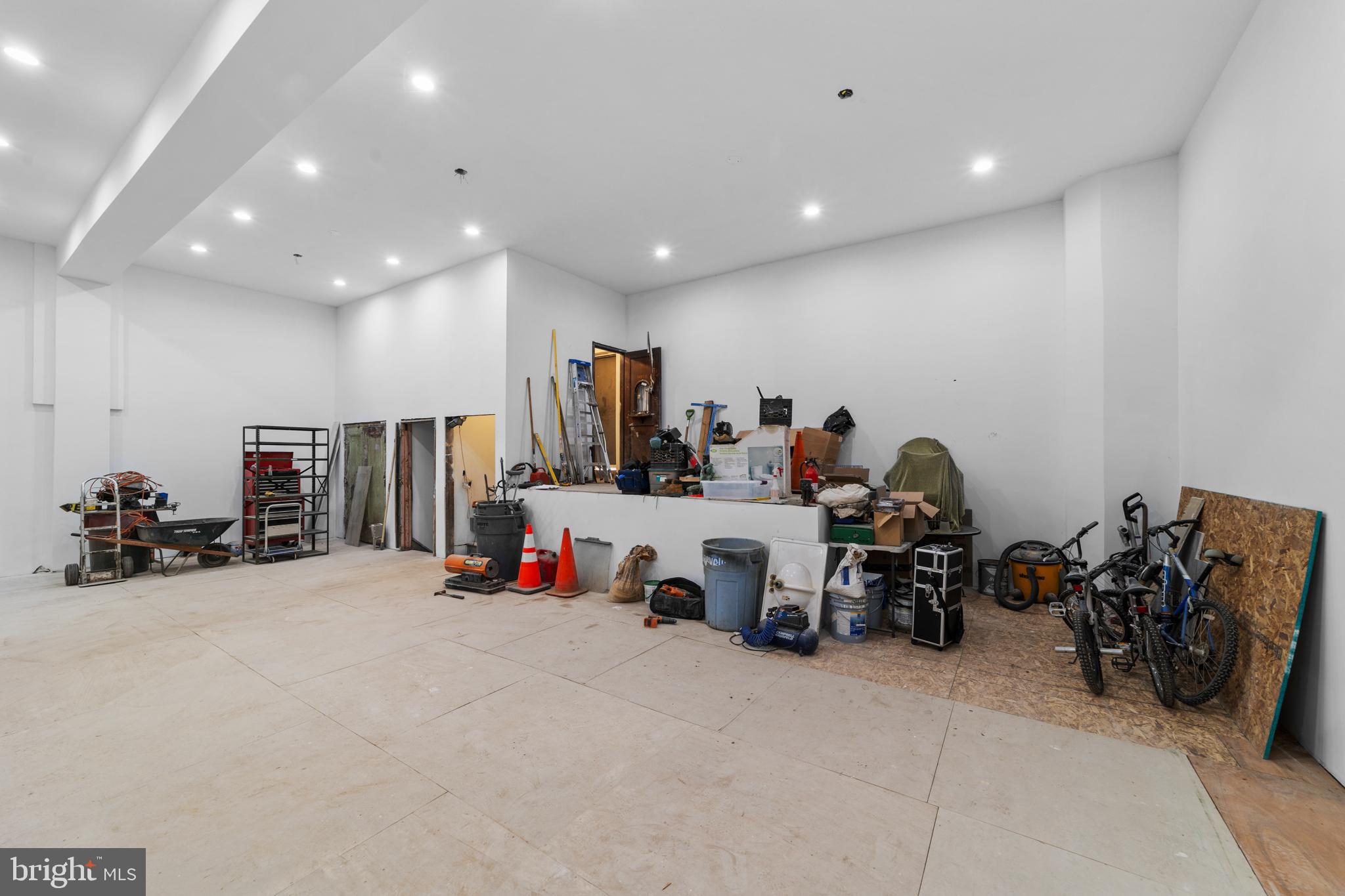 FRANCISVILLE - Commercial Sale