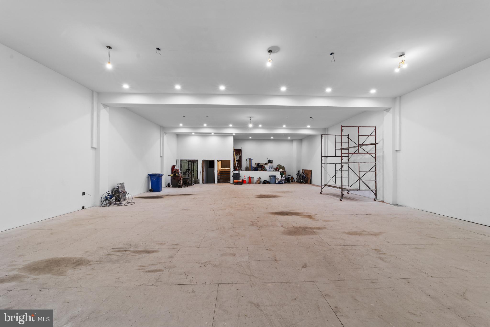 FRANCISVILLE - Commercial Sale