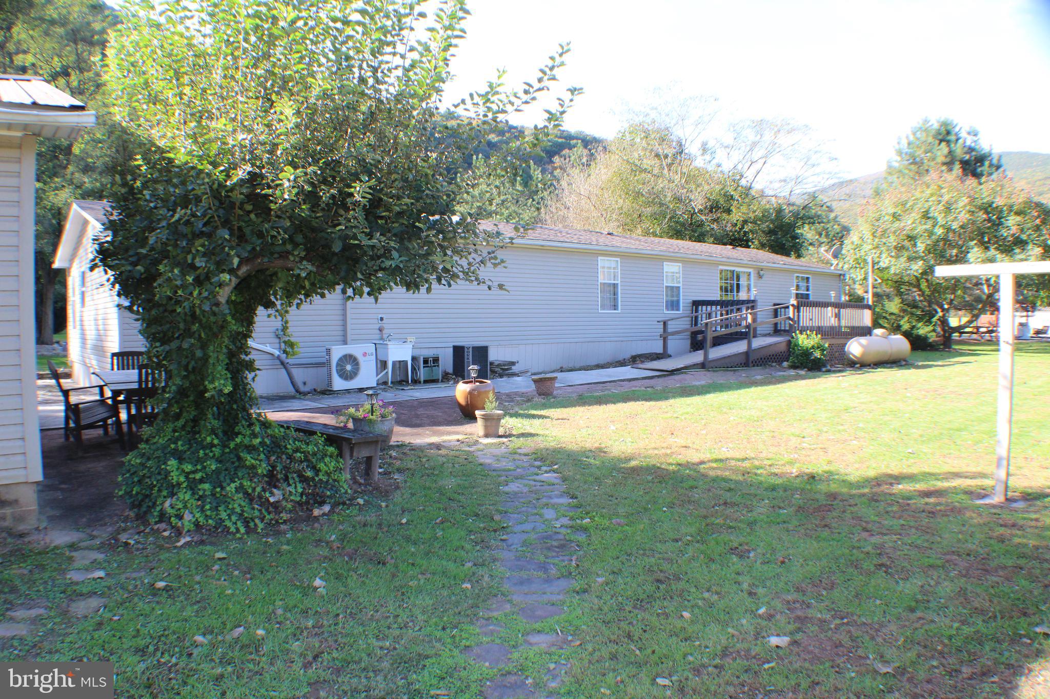 NORTH FORK RETREAT - Residential